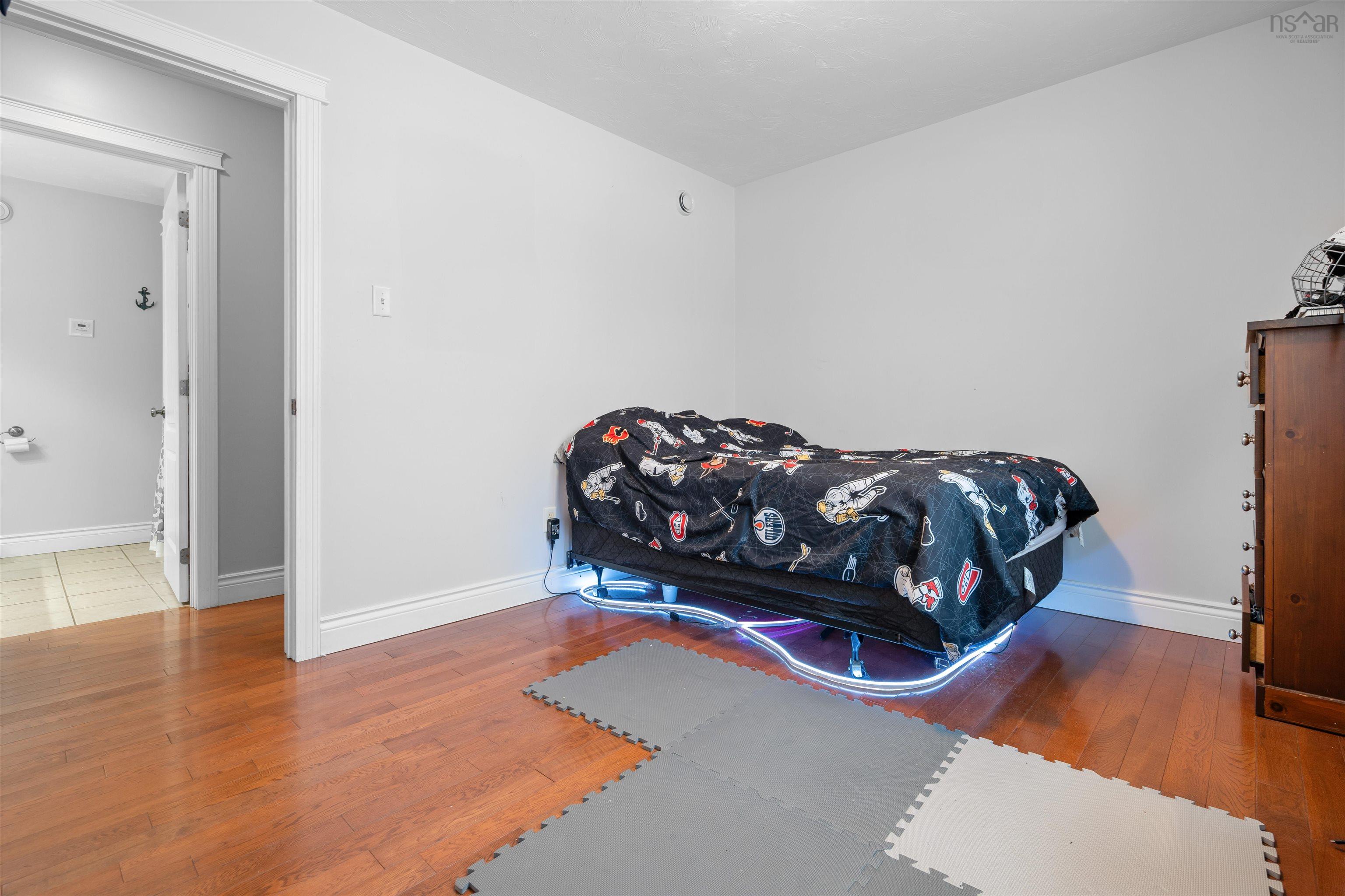 $432,900.00: 95 Riverbend Drive, Brookdale