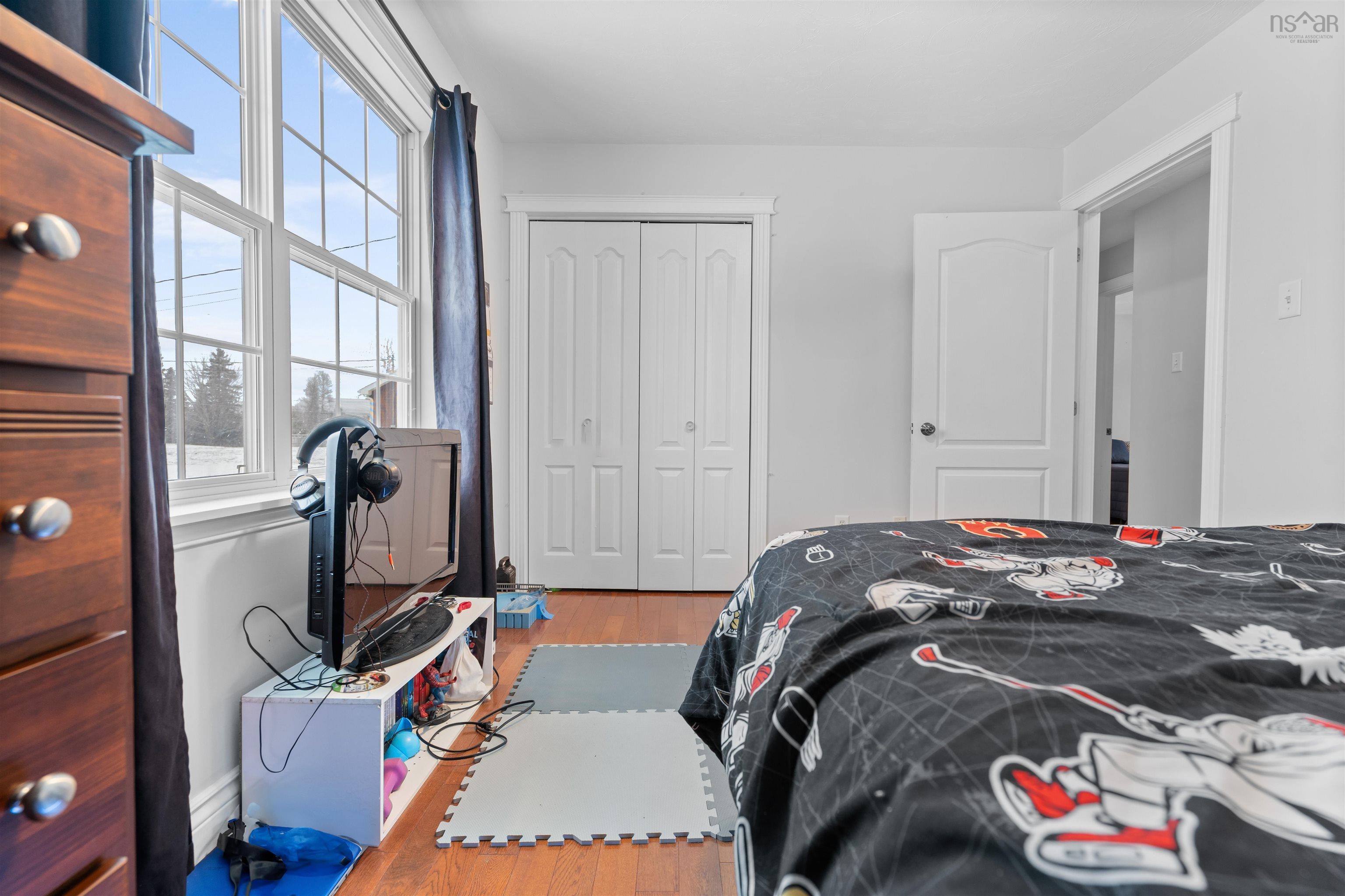 $432,900.00: 95 Riverbend Drive, Brookdale