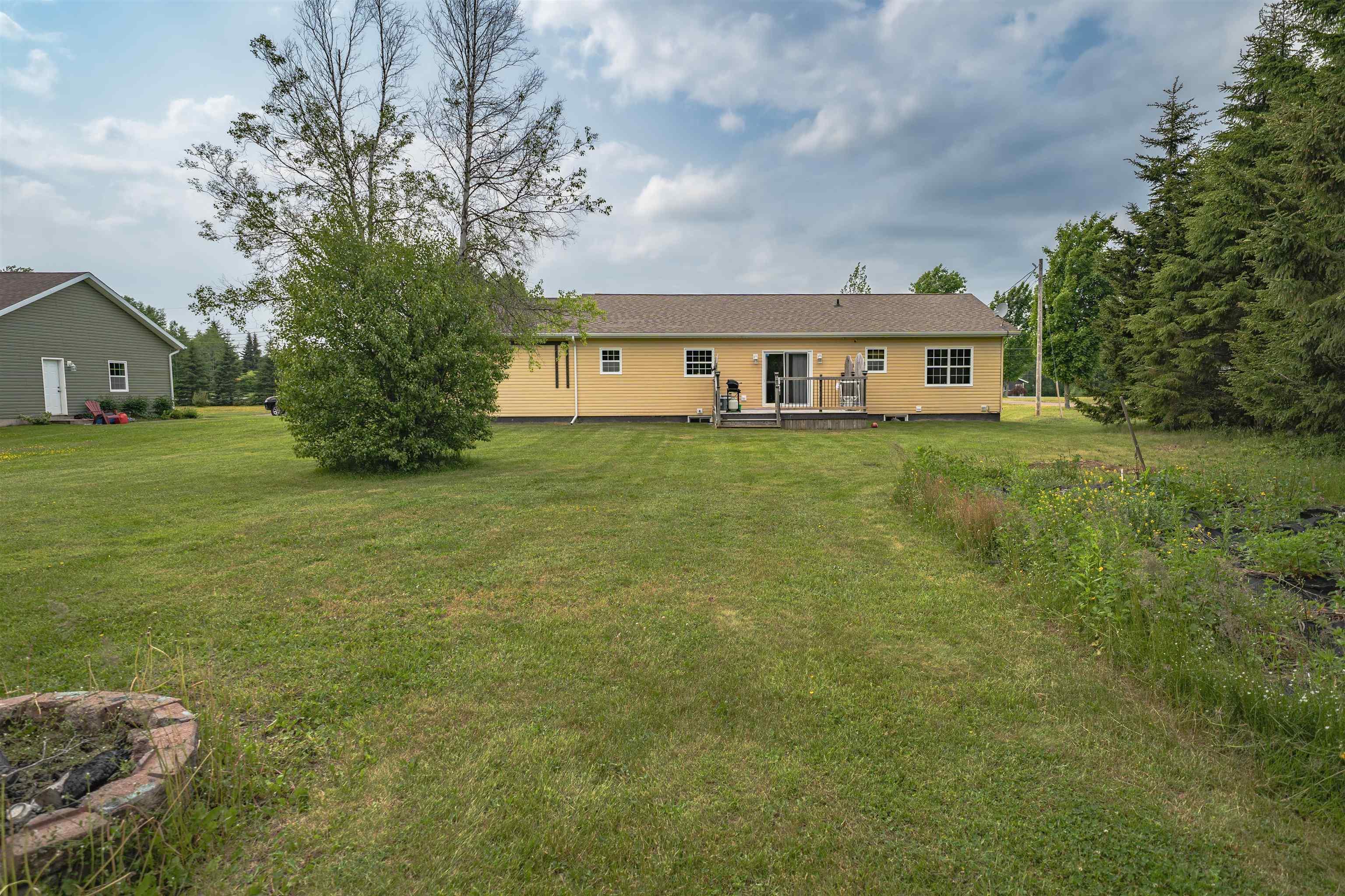 $432,900.00: 95 Riverbend Drive, Brookdale