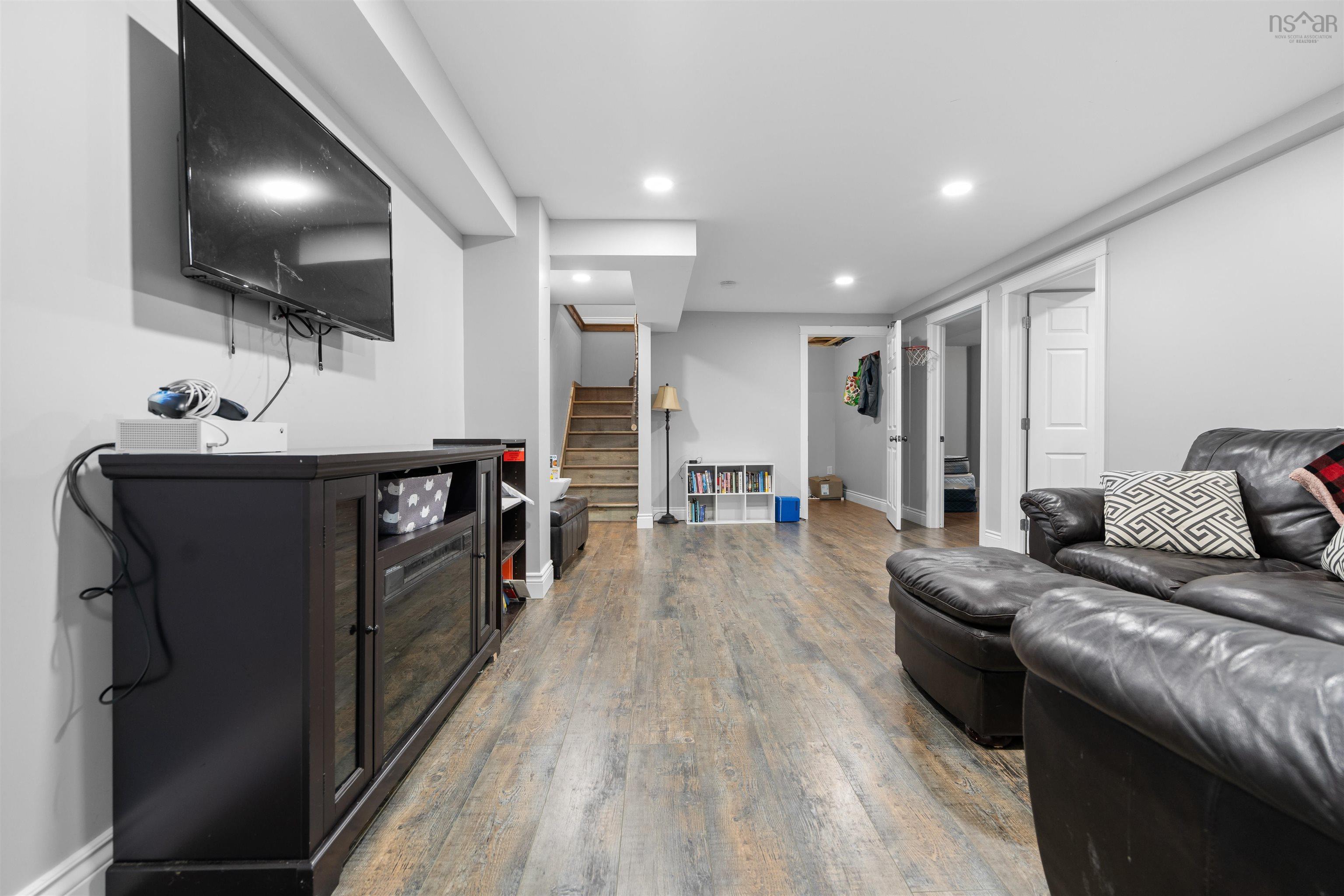 $432,900.00: 95 Riverbend Drive, Brookdale