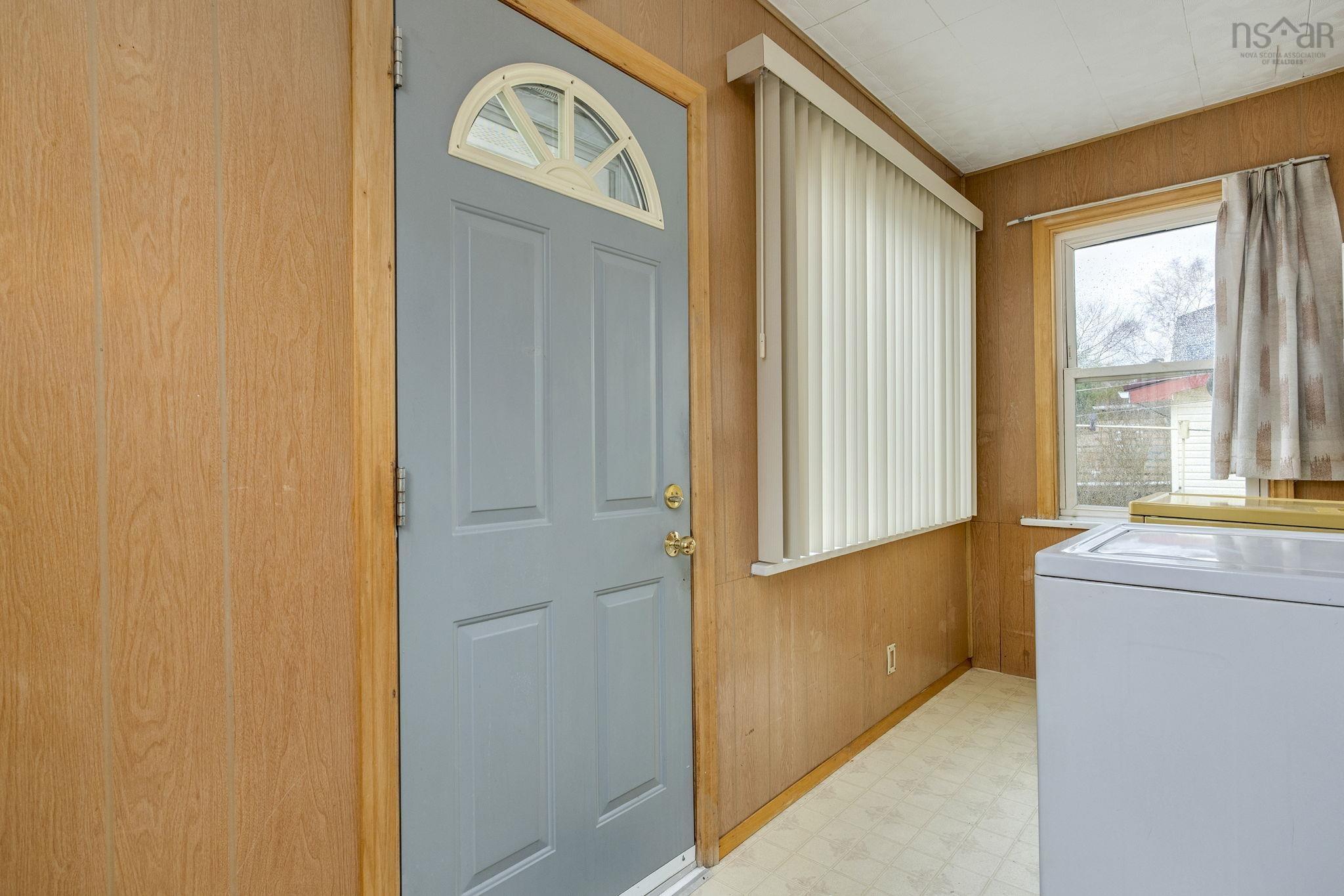 8 Ashdale Avenue, Halifax, NS (MLS 202529229)