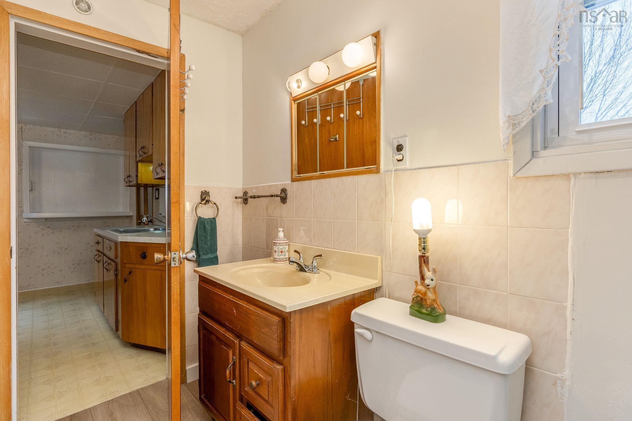 $519,900.00: 8 Ashdale Avenue, Halifax