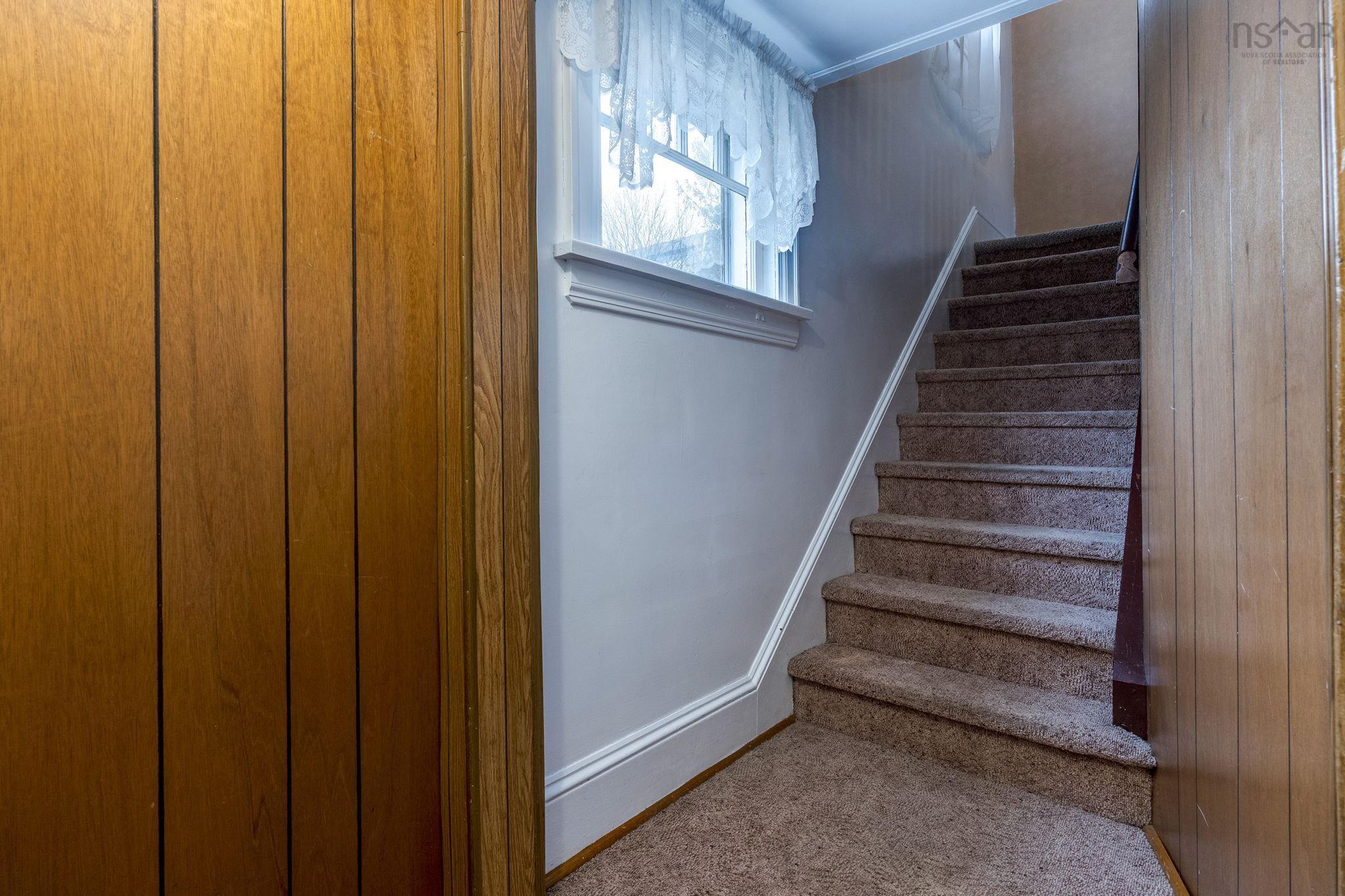 $519,900.00: 8 Ashdale Avenue, Halifax