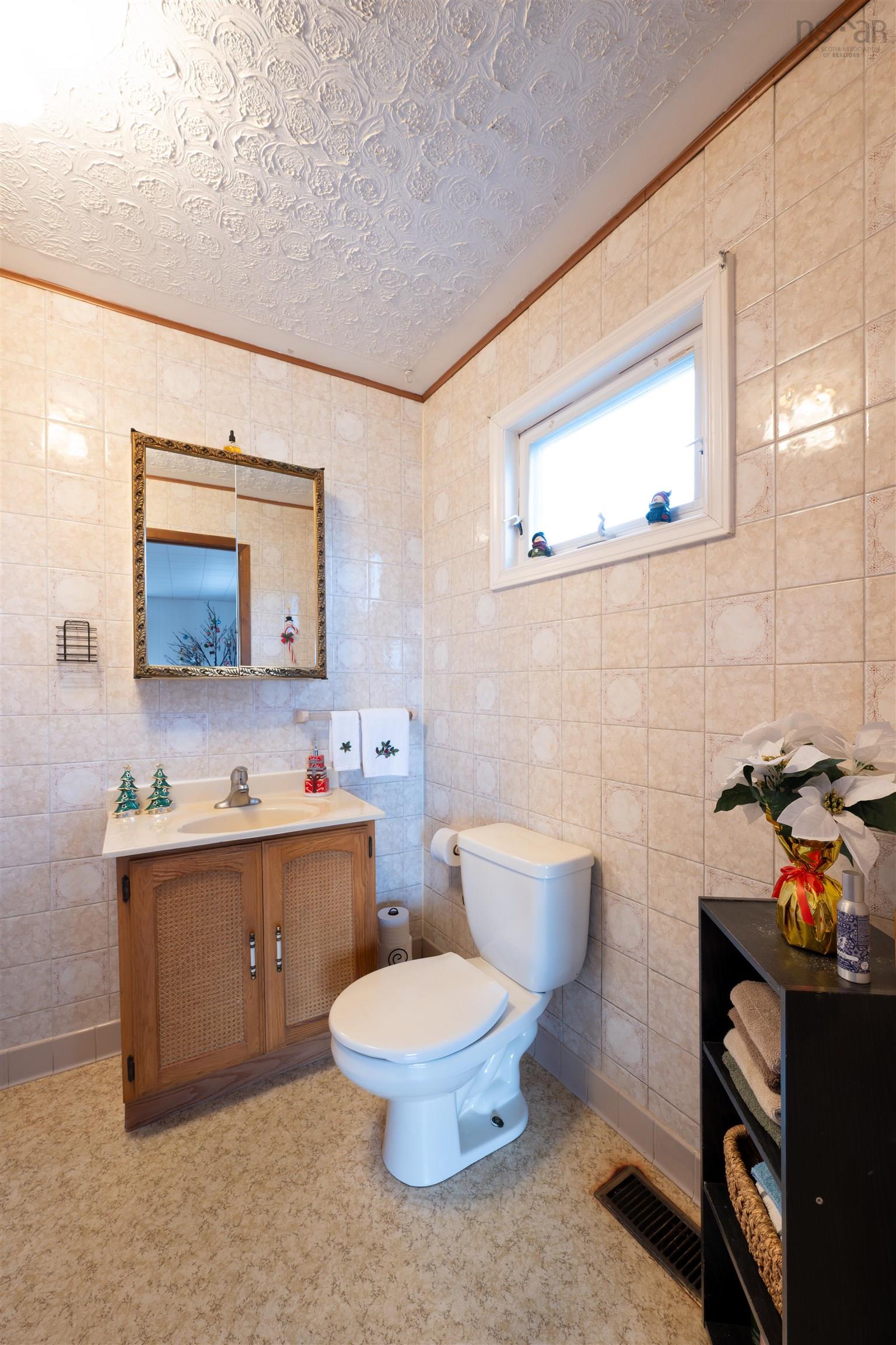 $269,900.00: 87 Pool Road, Sheet Harbour