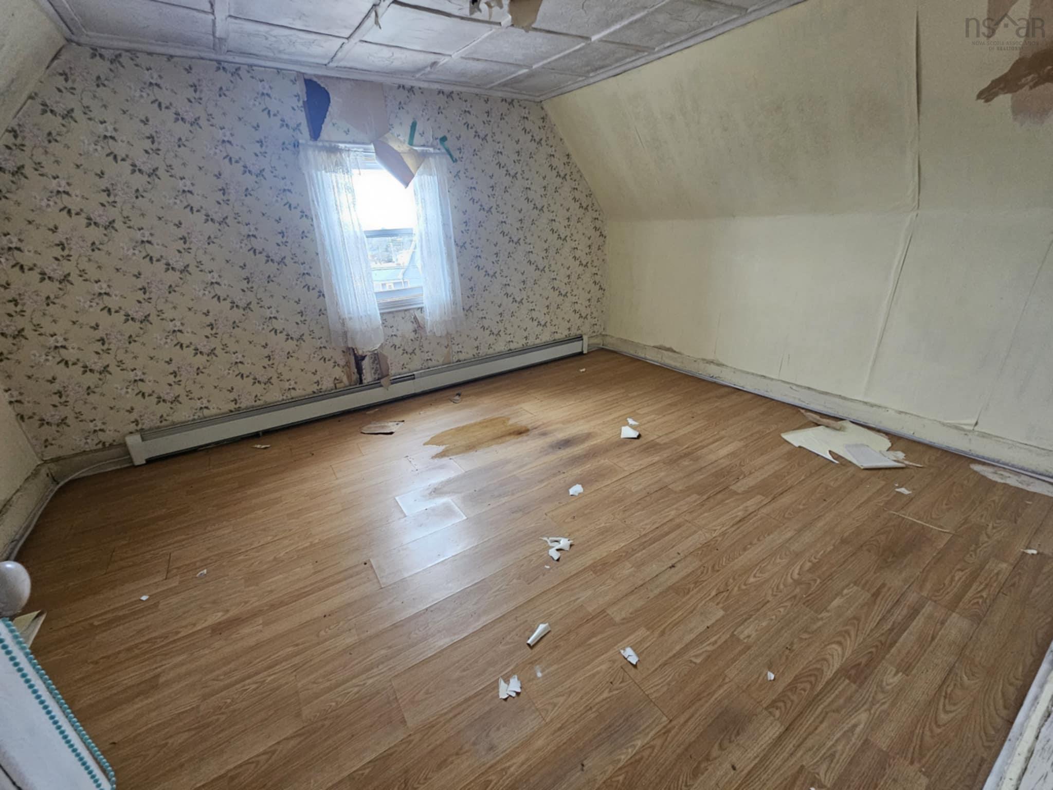 $35,000.00: 3 Verrier Crescent, Louisbourg