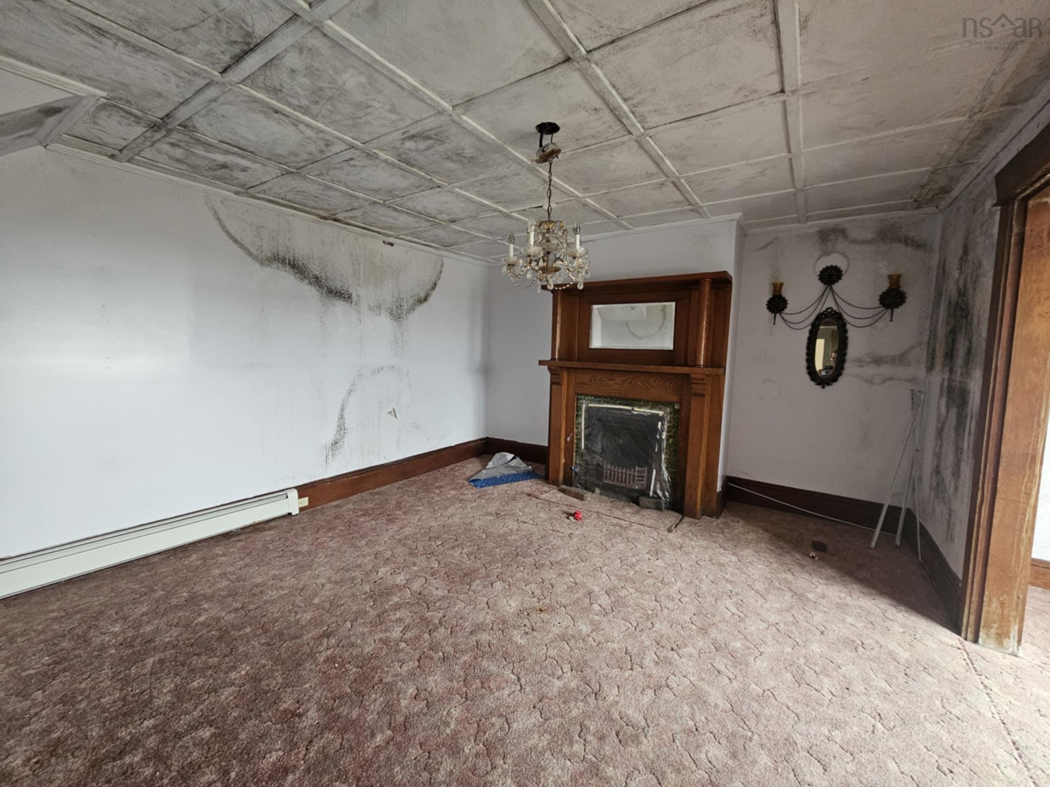 $35,000.00: 3 Verrier Crescent, Louisbourg