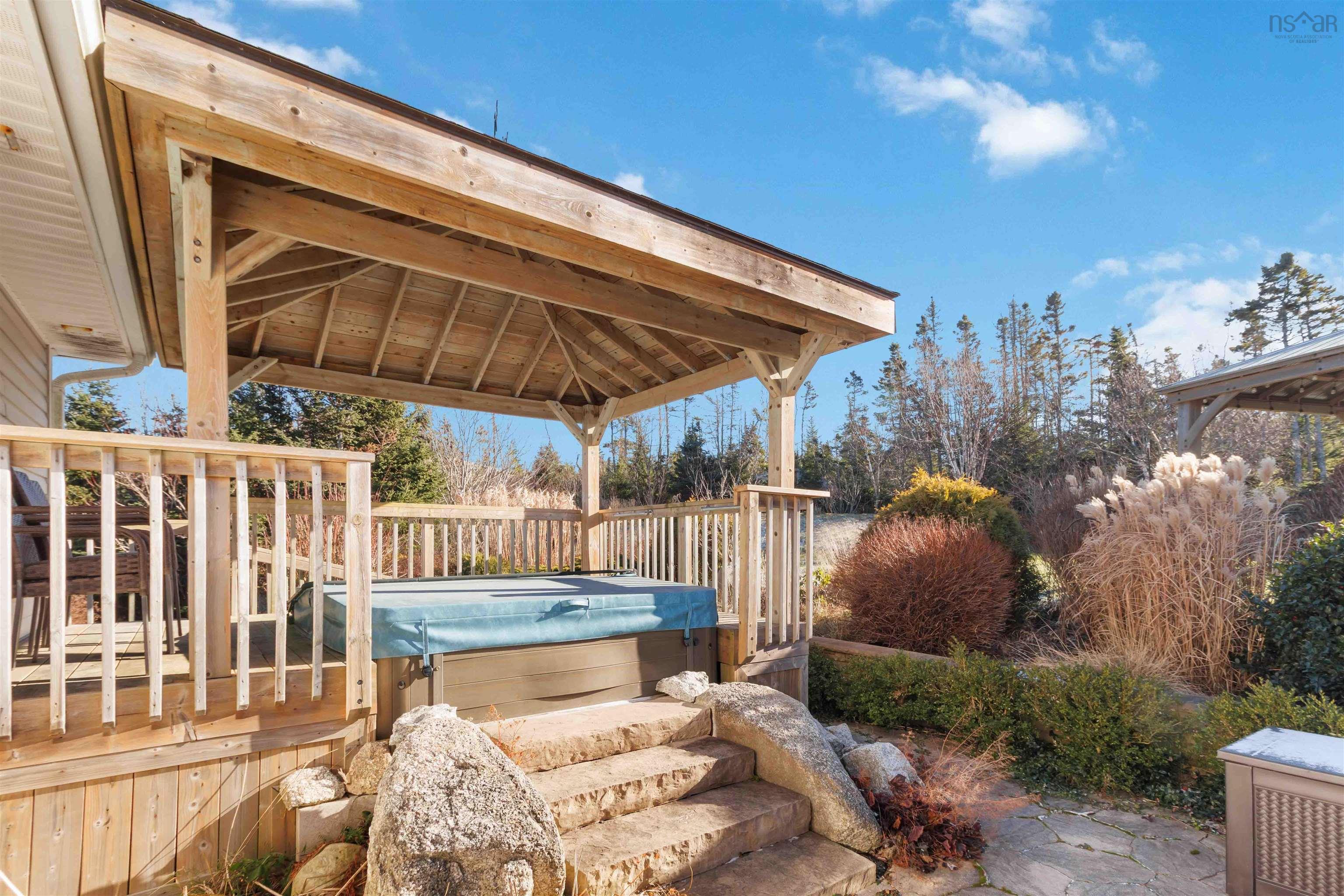 $1,499,999.00: 462 Bald Rock Road, Sambro