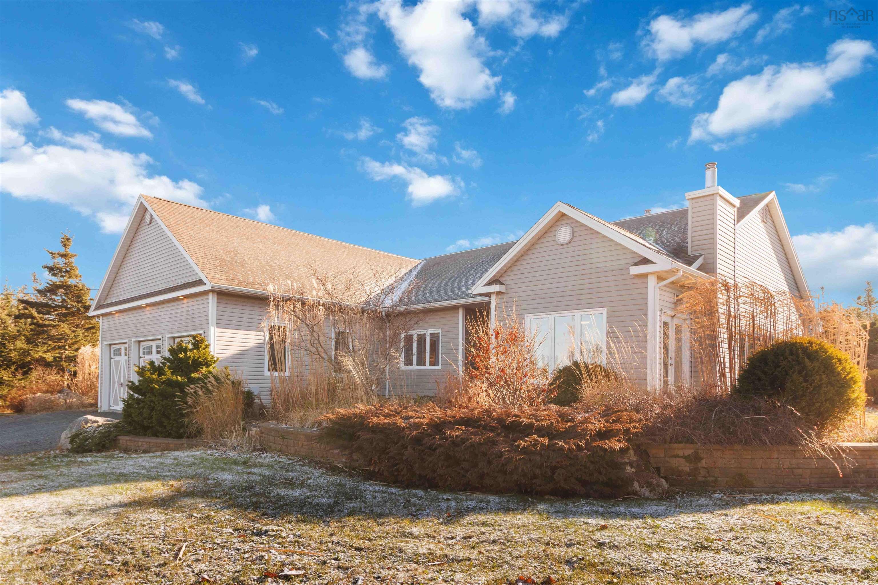 $1,499,999.00: 462 Bald Rock Road, Sambro