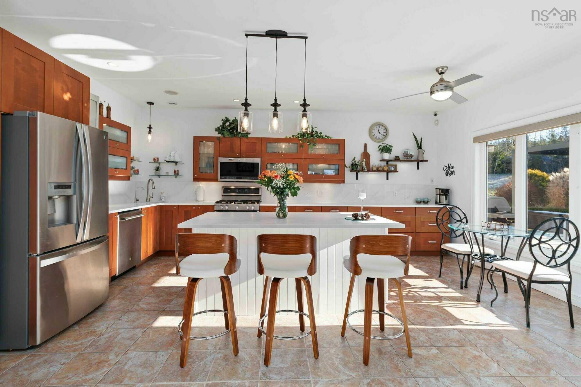 $1,499,999.00: 462 Bald Rock Road, Sambro