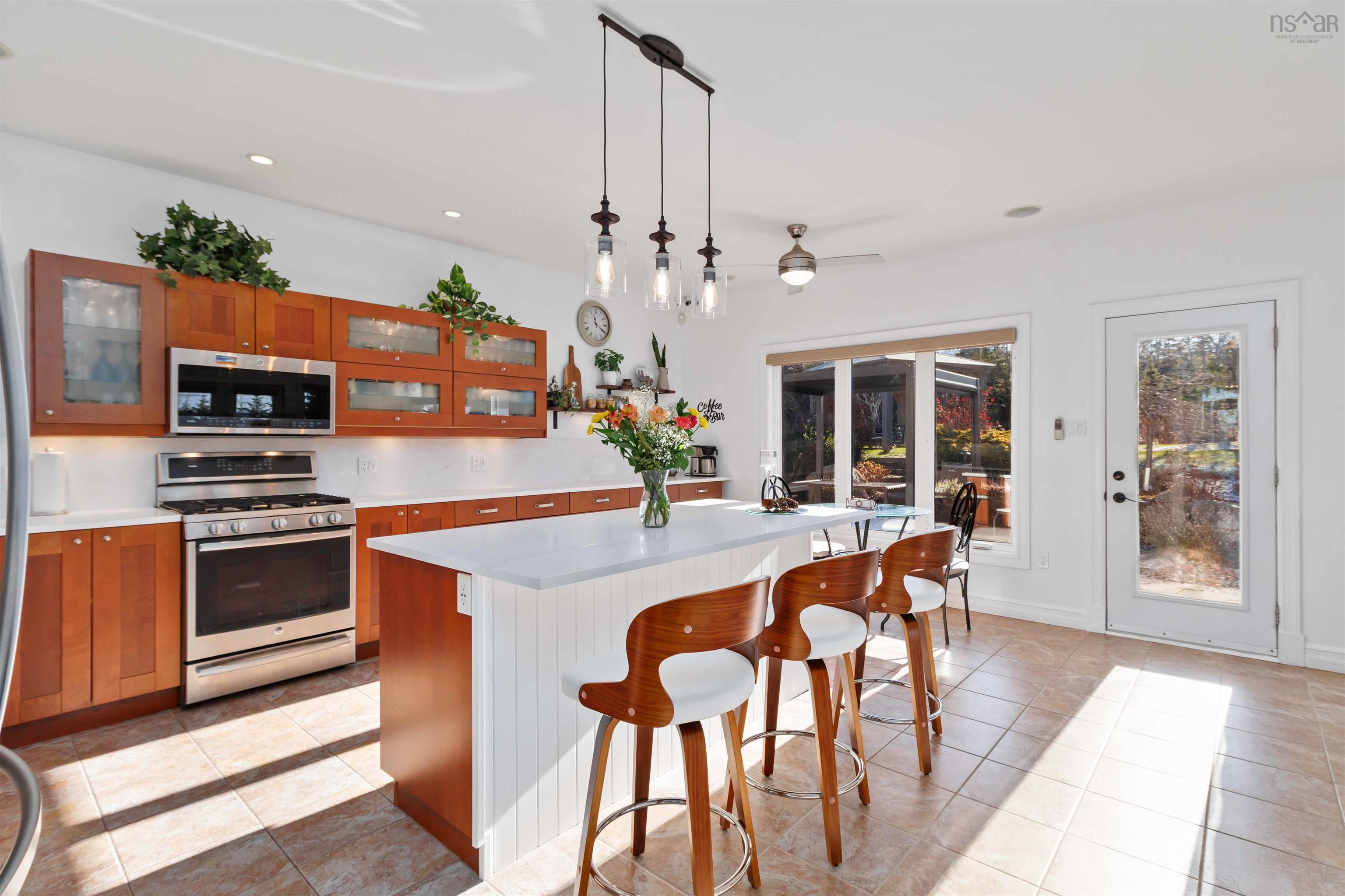 $1,499,999.00: 462 Bald Rock Road, Sambro