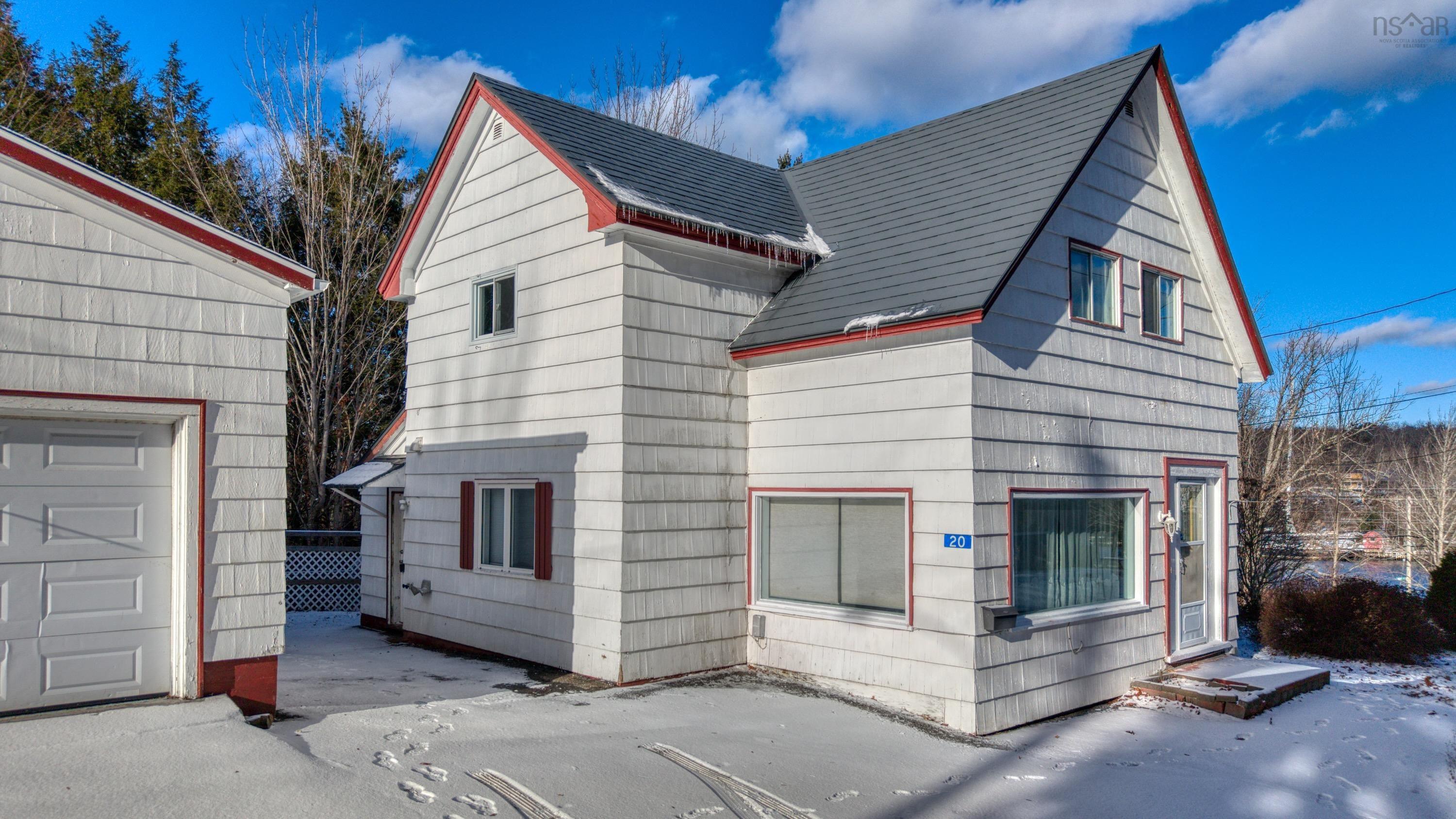 $369,000.00: 20 Pine Street, Bridgewater