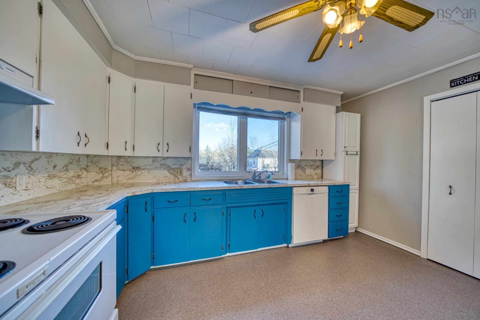 $369,000.00: 20 Pine Street, Bridgewater