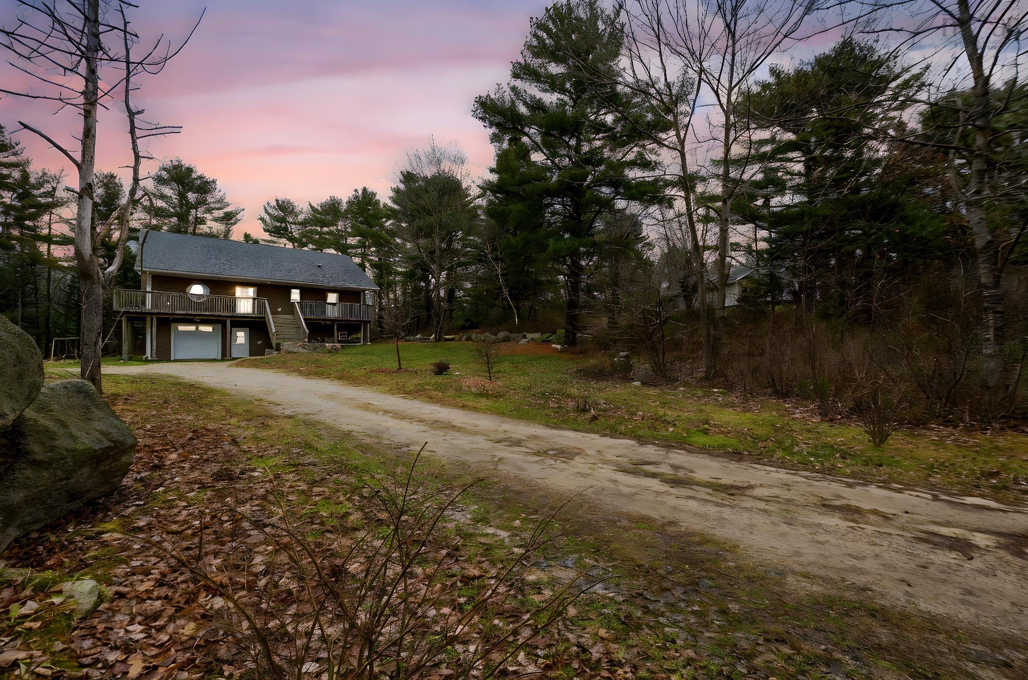 $574,900.00: 26 Willies Lane, Fox Point