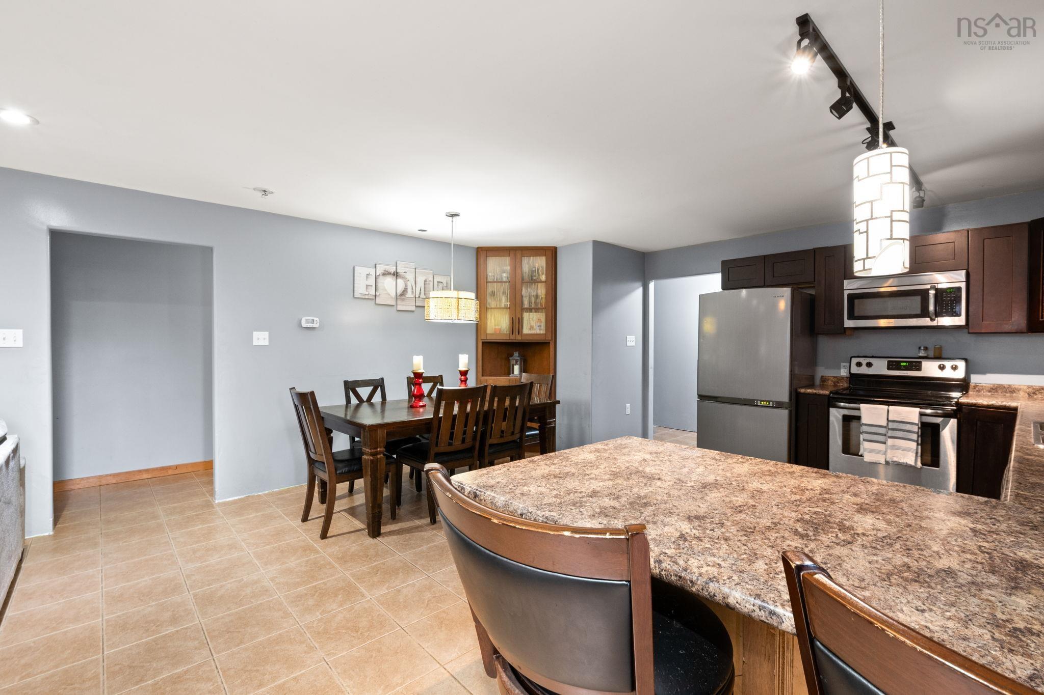 $574,900.00: 26 Willies Lane, Fox Point