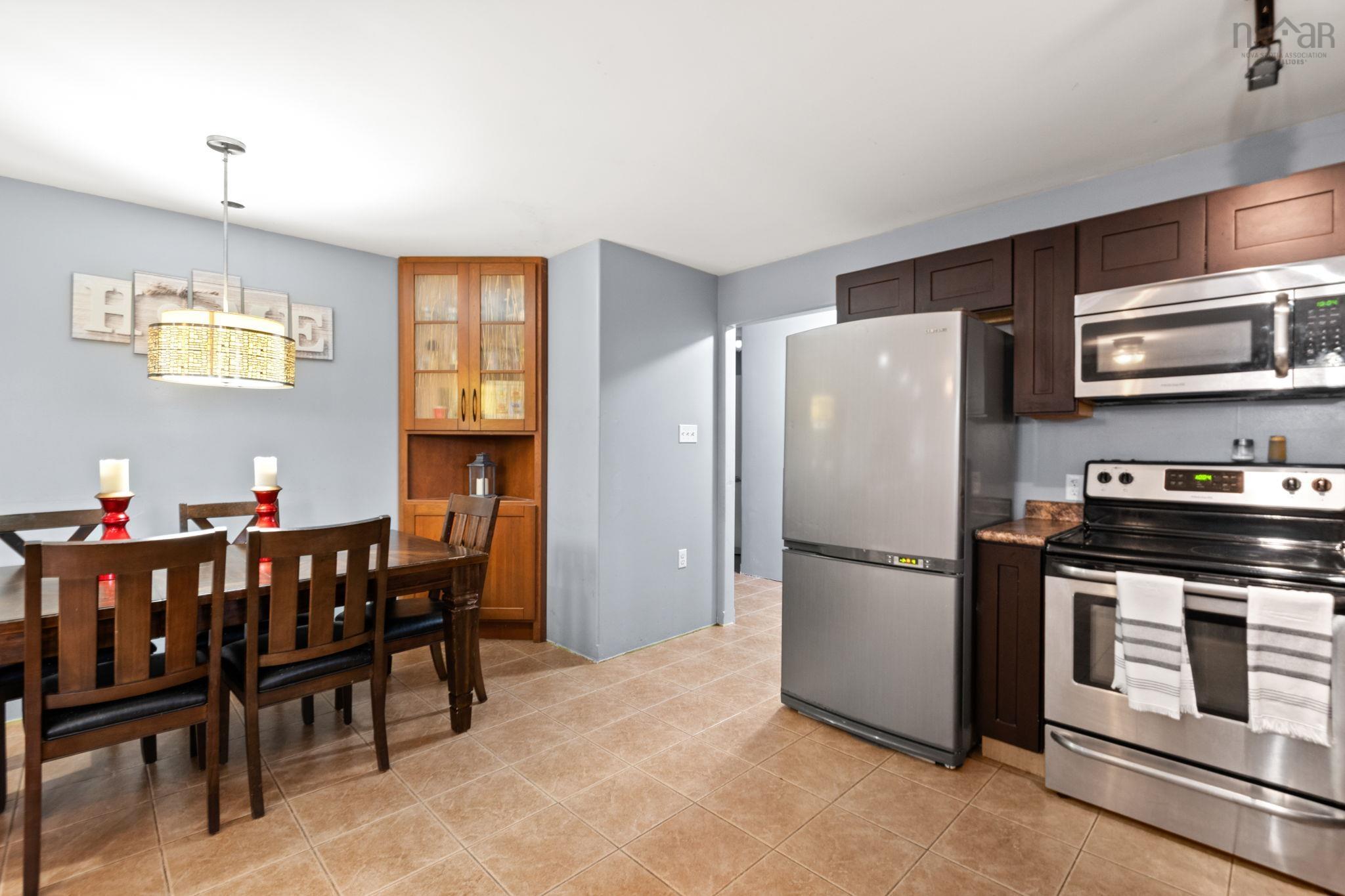 $574,900.00: 26 Willies Lane, Fox Point