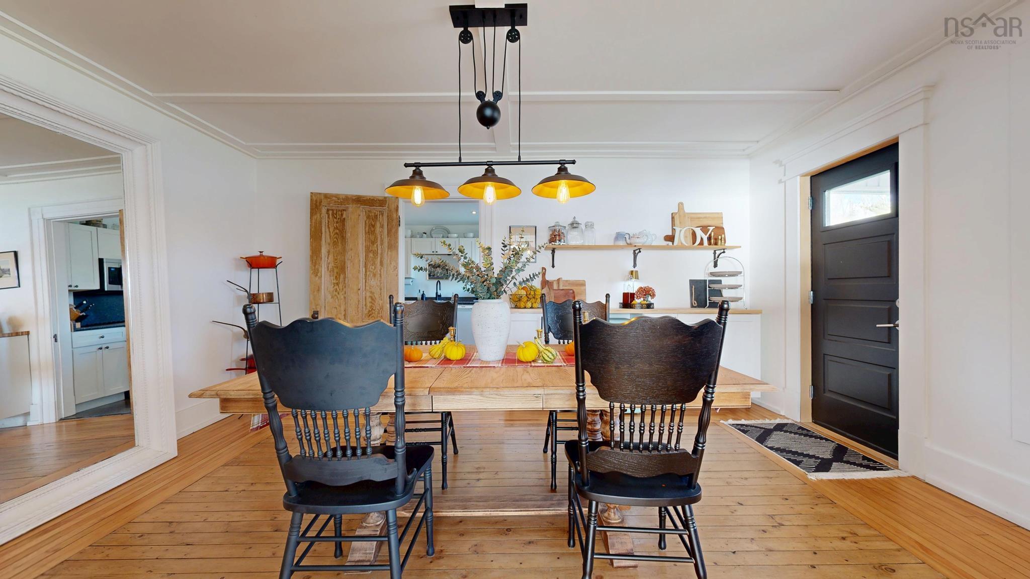 $665,000.00: 13406 Highway 3, Dayspring