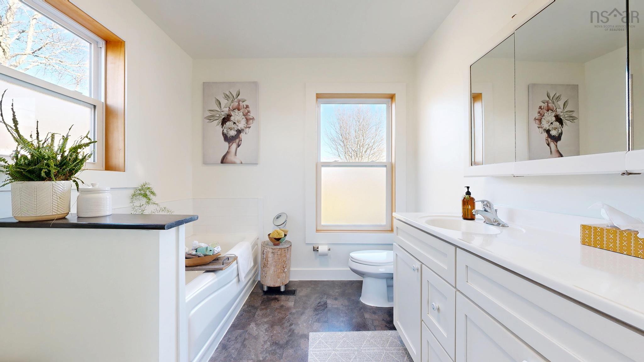 $665,000.00: 13406 Highway 3, Dayspring