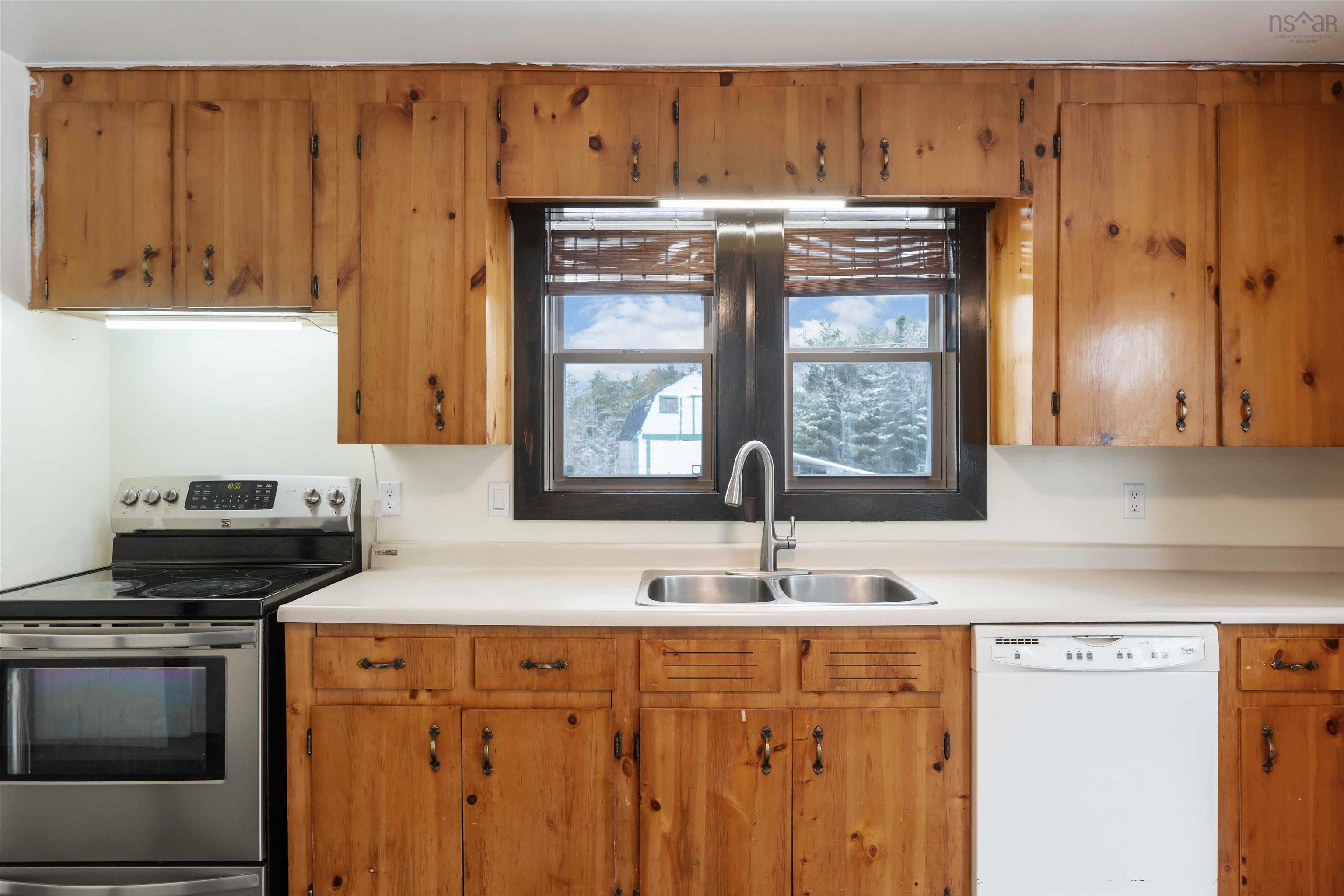 $295,000.00: 1055 Northfield Road, Northfield