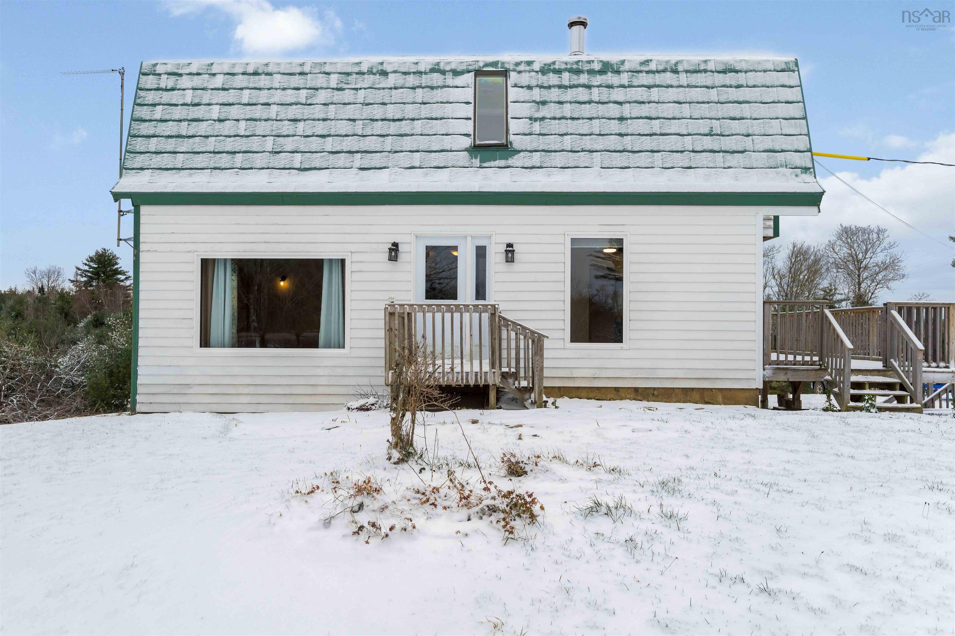 $295,000.00: 1055 Northfield Road, Northfield