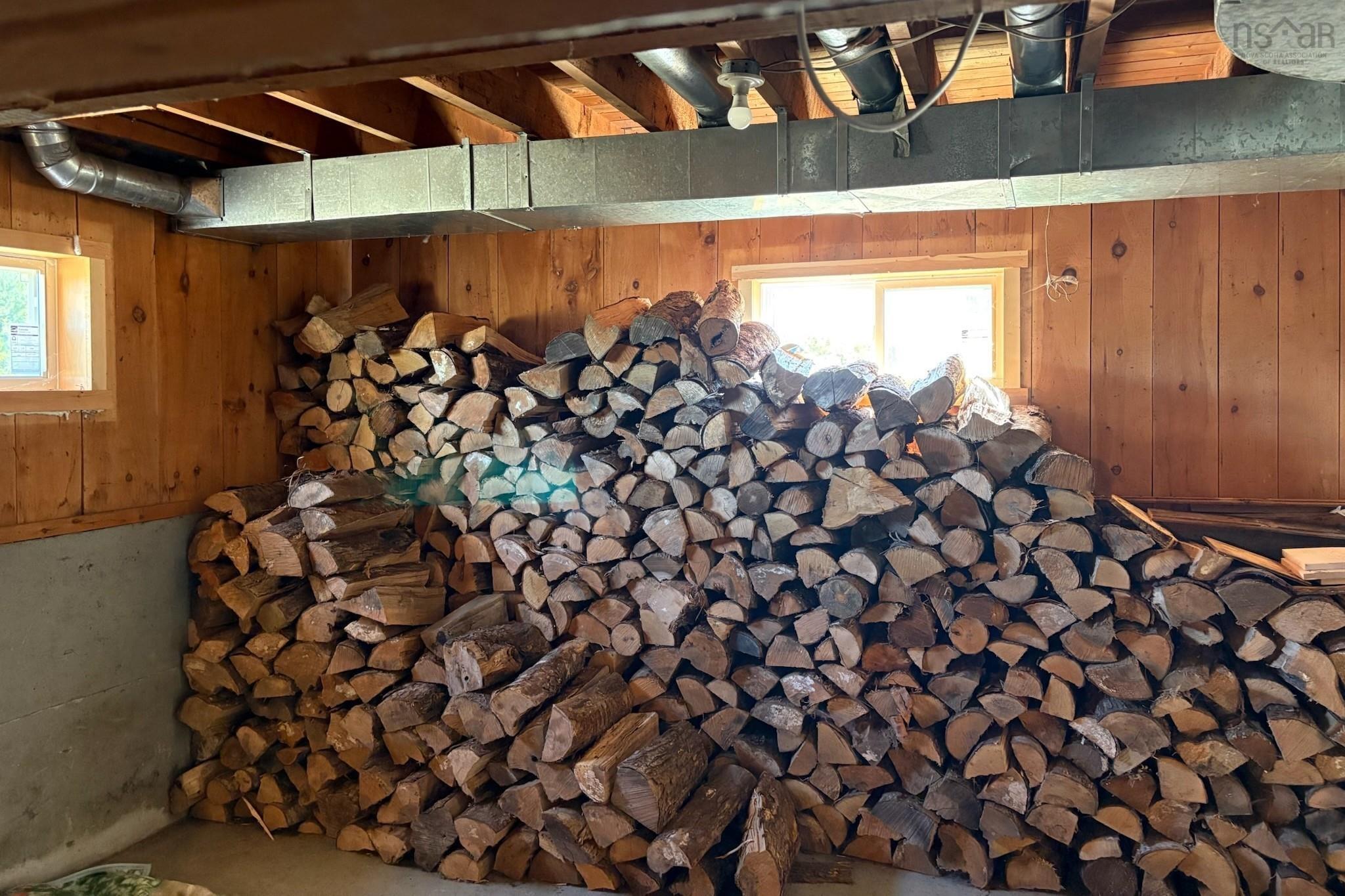 $295,000.00: 1055 Northfield Road, Northfield