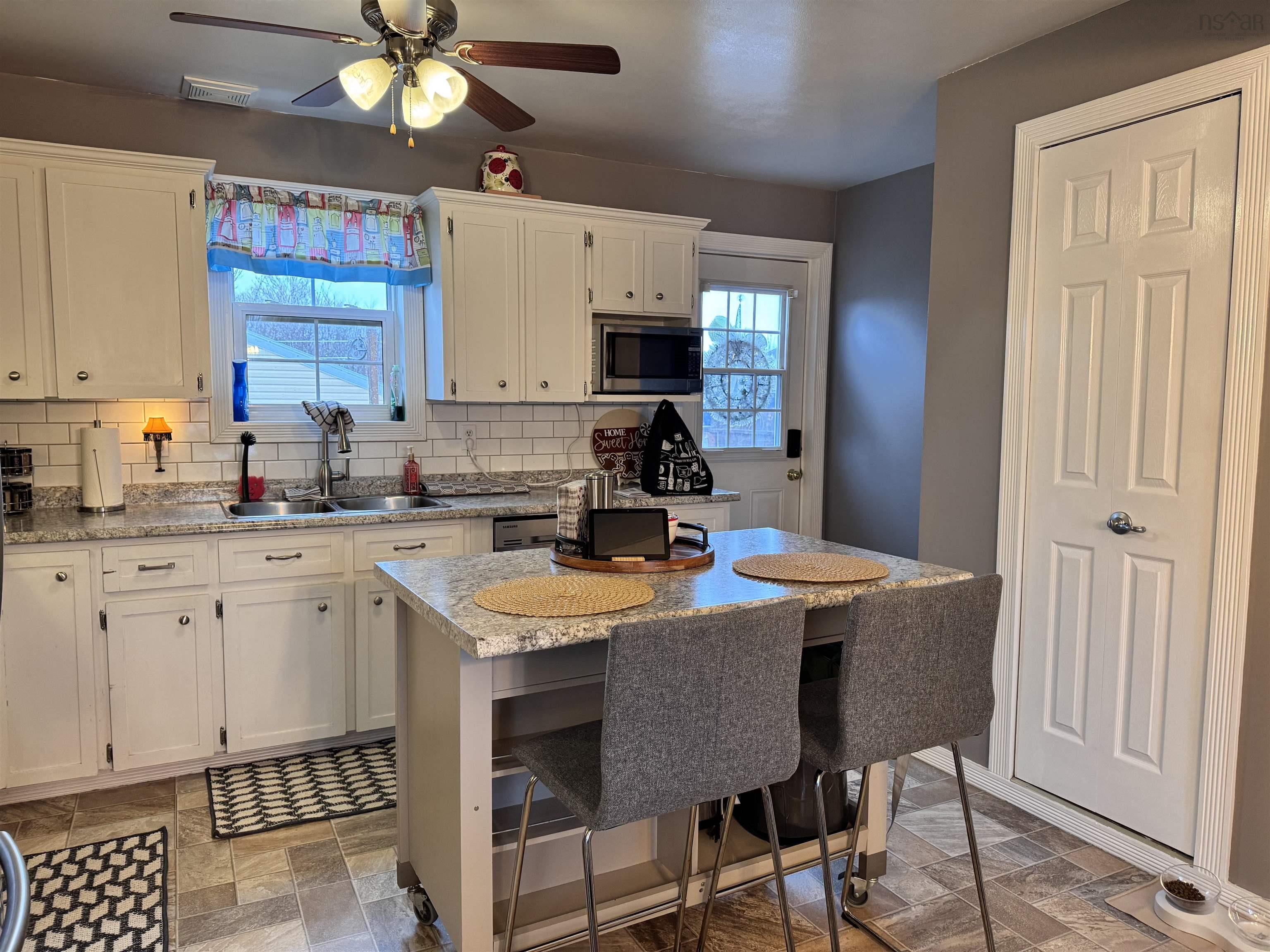 $229,000.00: 100 Highland Street, Glace Bay