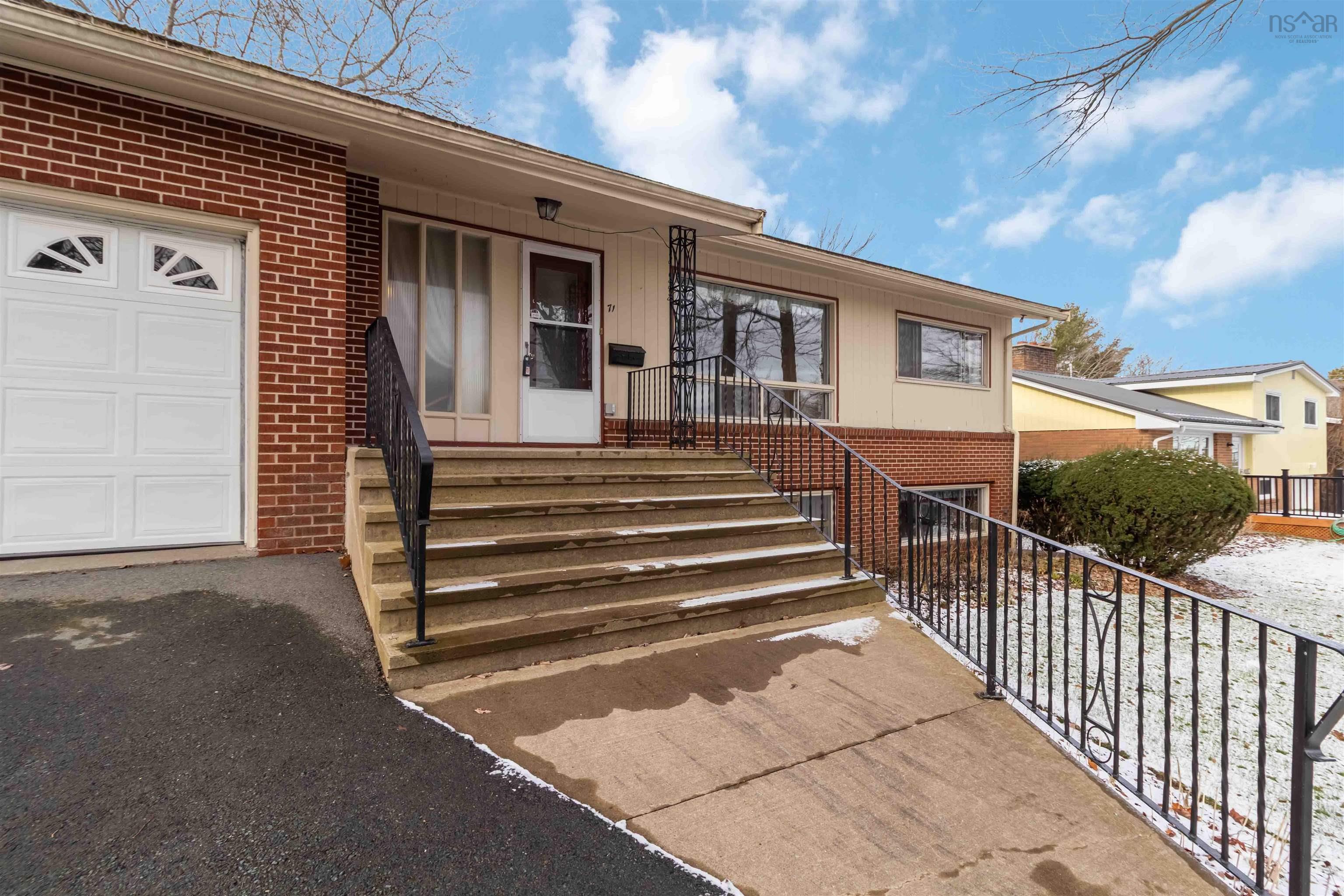 71 Woodward Crescent, Halifax, NS (MLS 202529277)