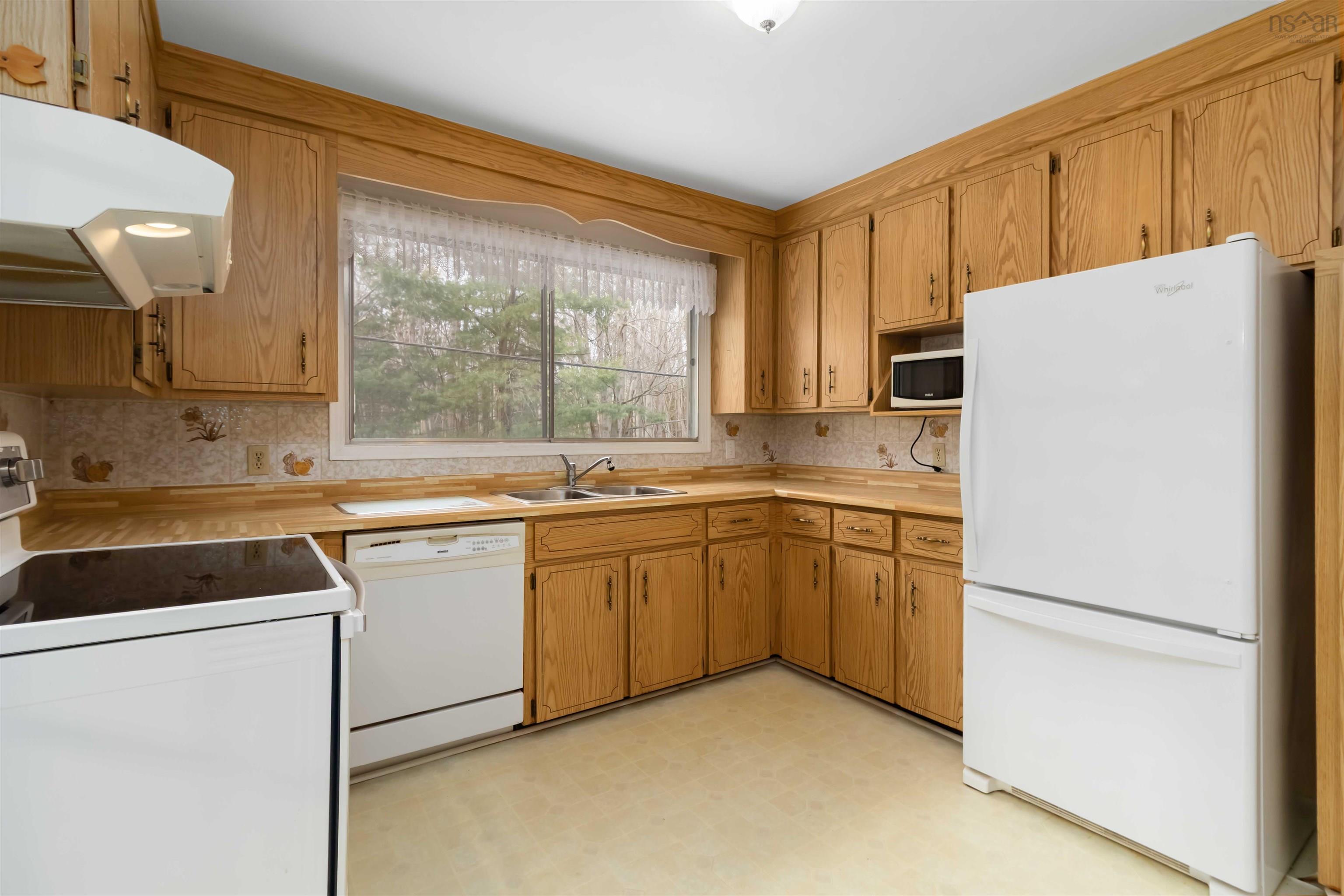 71 Woodward Crescent, Halifax, NS (MLS 202529277)