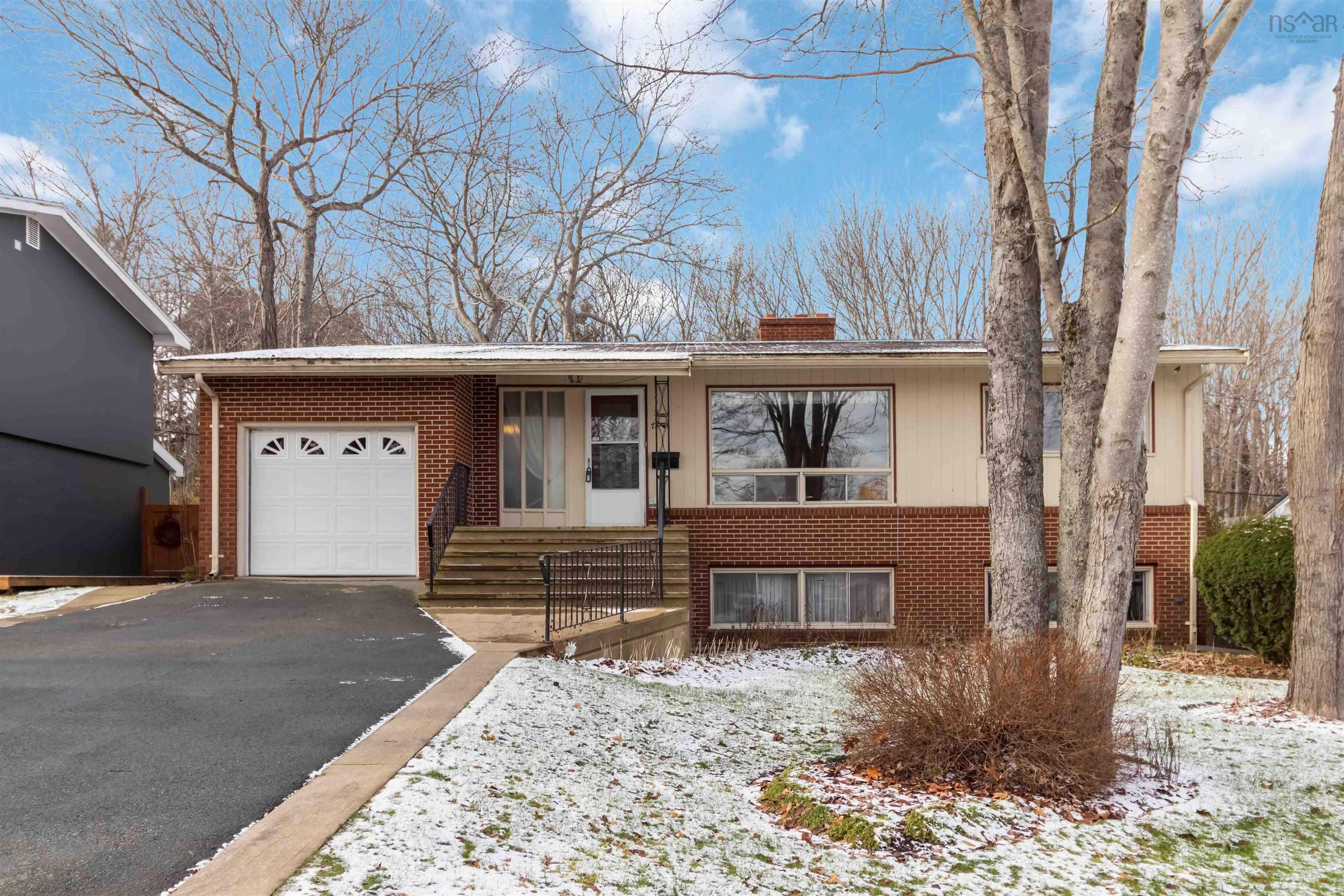 71 Woodward Crescent, Halifax, NS (MLS 202529277)