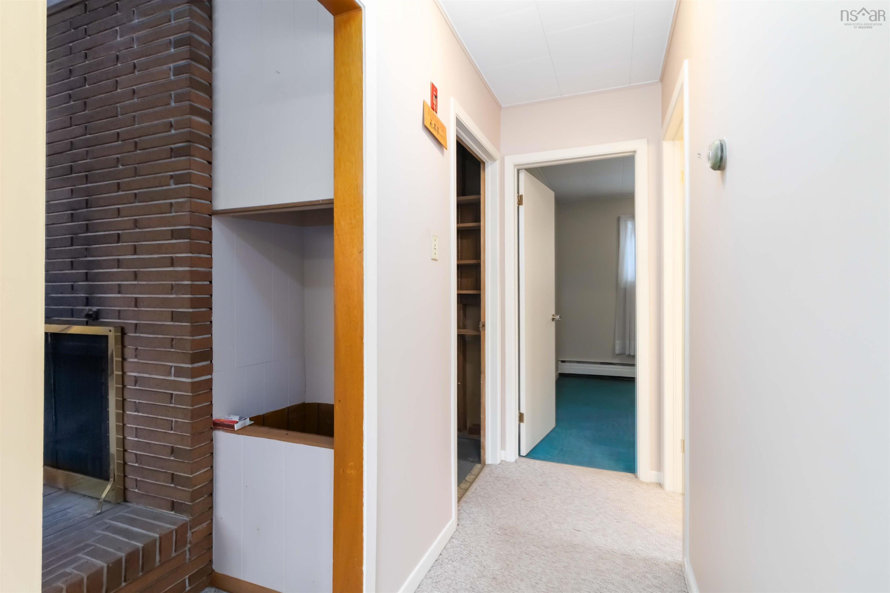 $630,000.00: 71 Woodward Crescent, Halifax