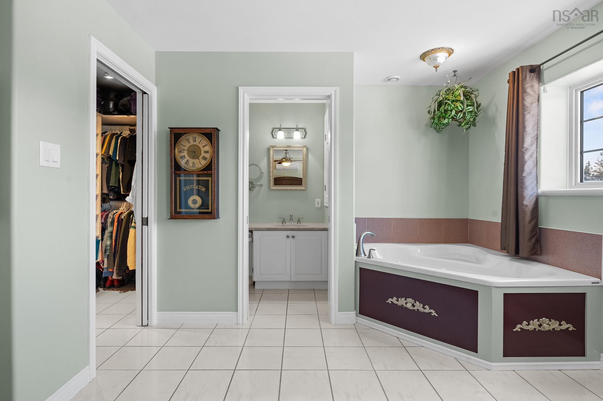 $1,100,000.00: 1312 Waverley Road, Waverley