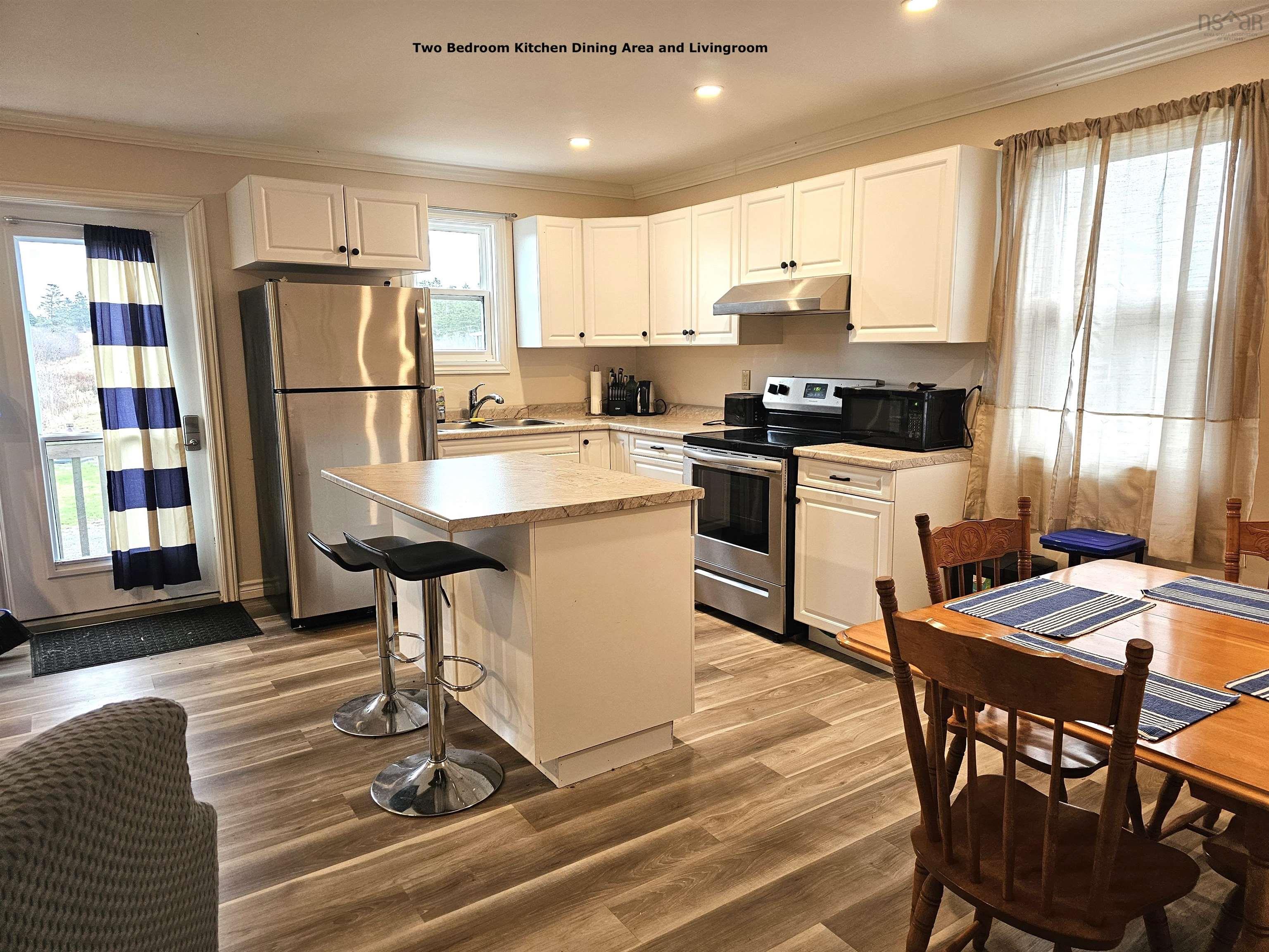 $1,400,000.00: 42 Beecher