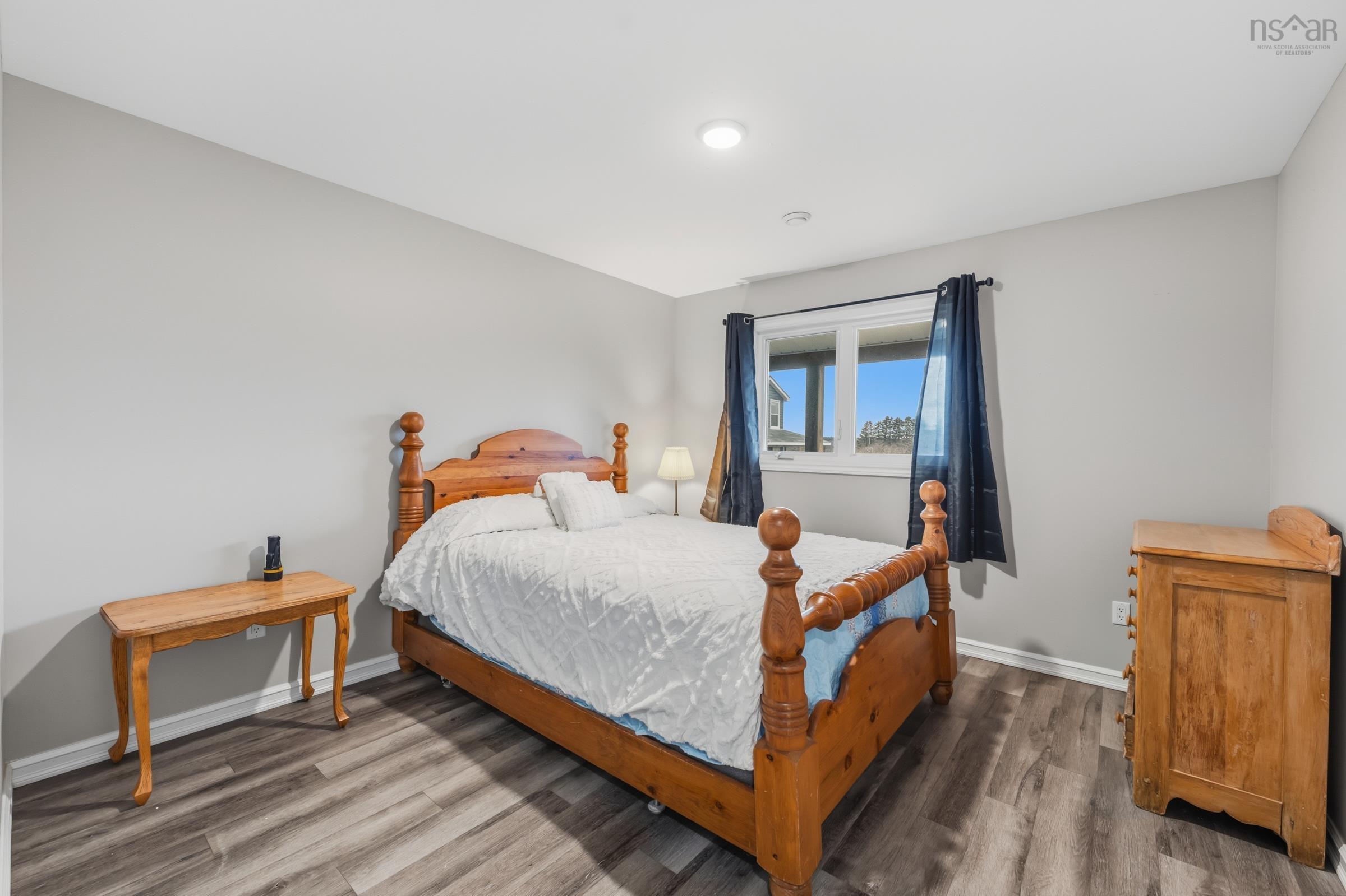 $1,400,000.00: 42 Beecher