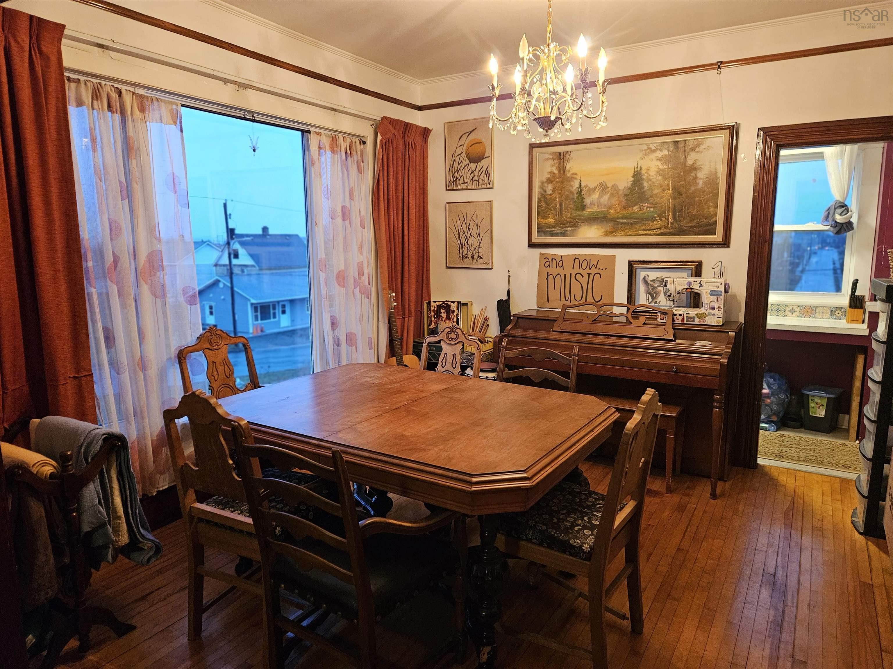 $239,000.00: 53 East Street, Sydney