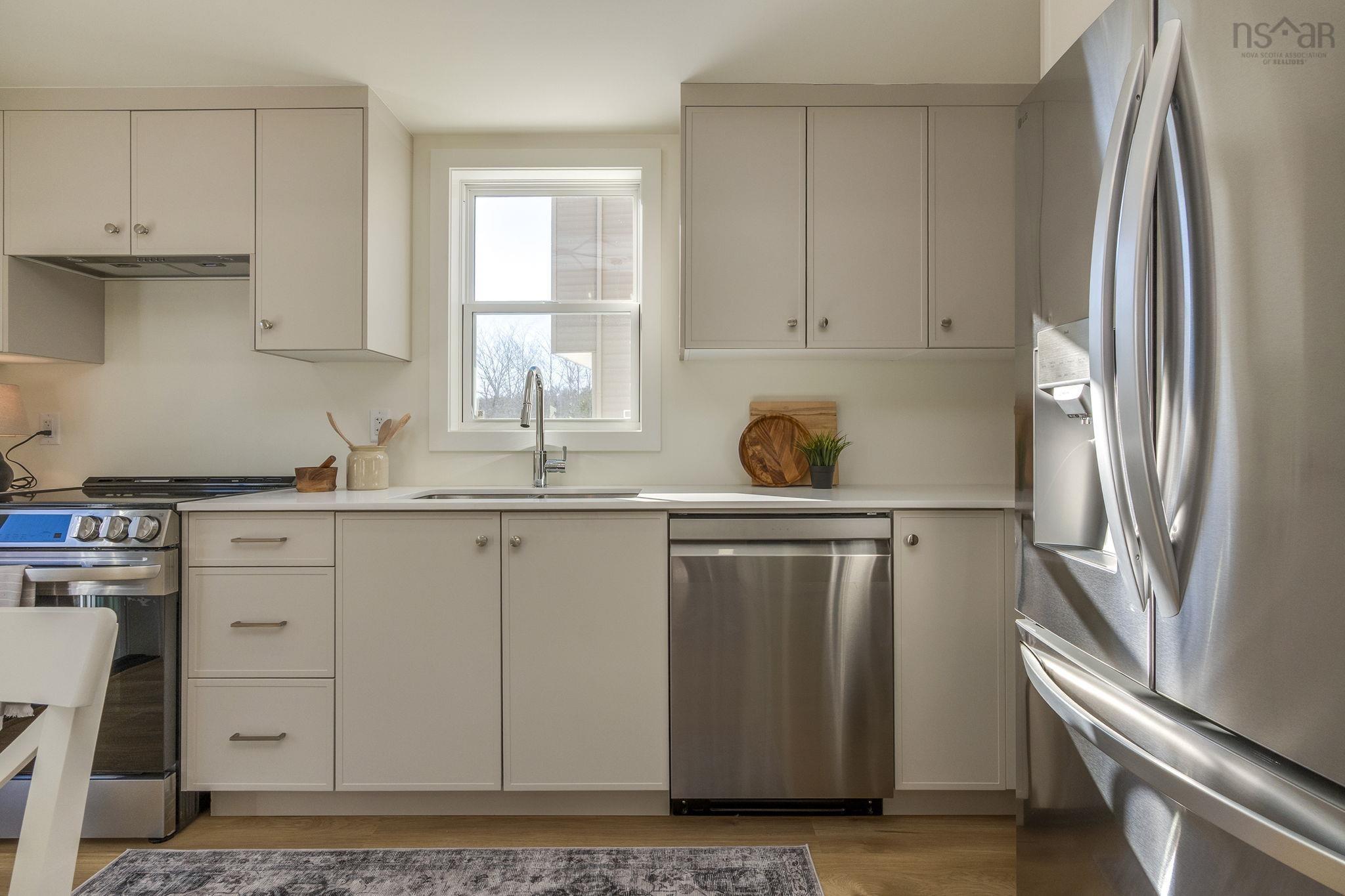 $599,900.00: DA-55 185 Darner Drive, Beaver Bank