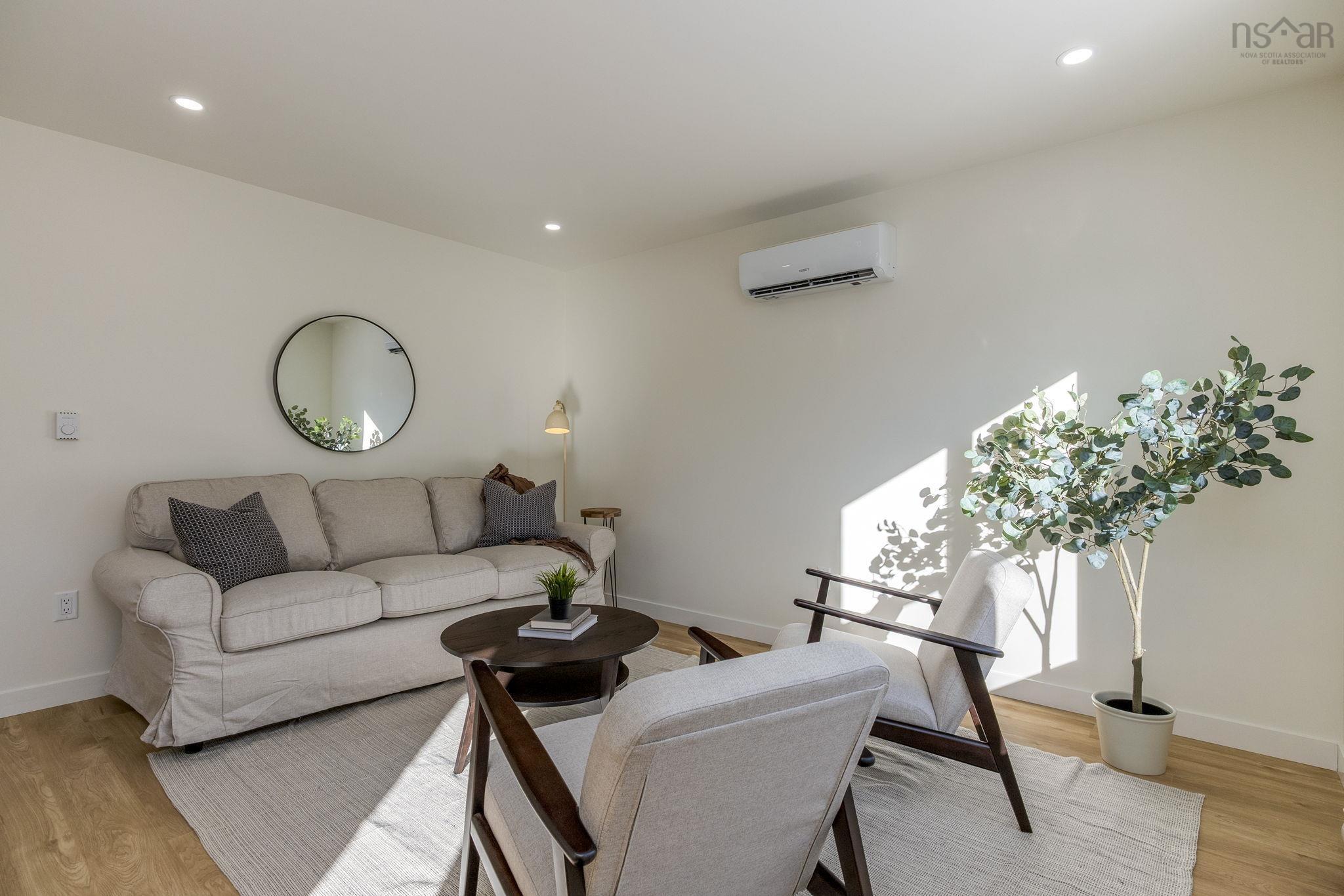 $599,900.00: DA-55 185 Darner Drive, Beaver Bank