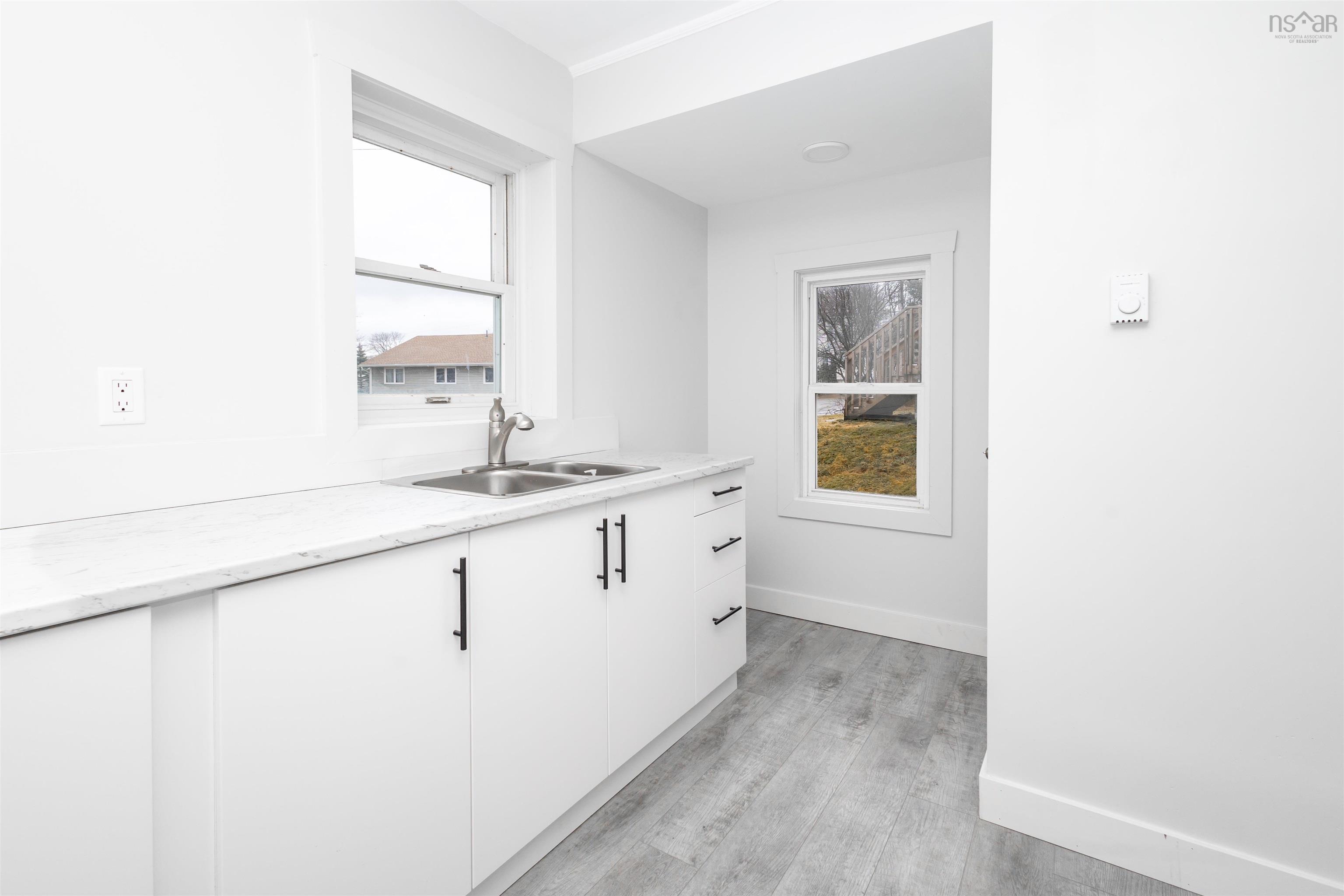 $189,000.00: 44 Central, Sydney