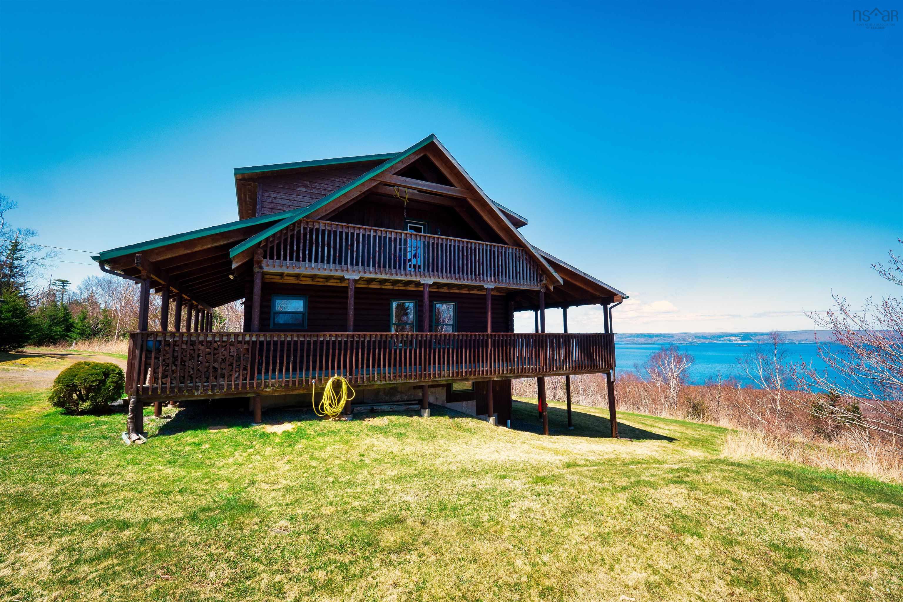 $649,000.00: 165 Diana Mountain Rd., The Points West Bay