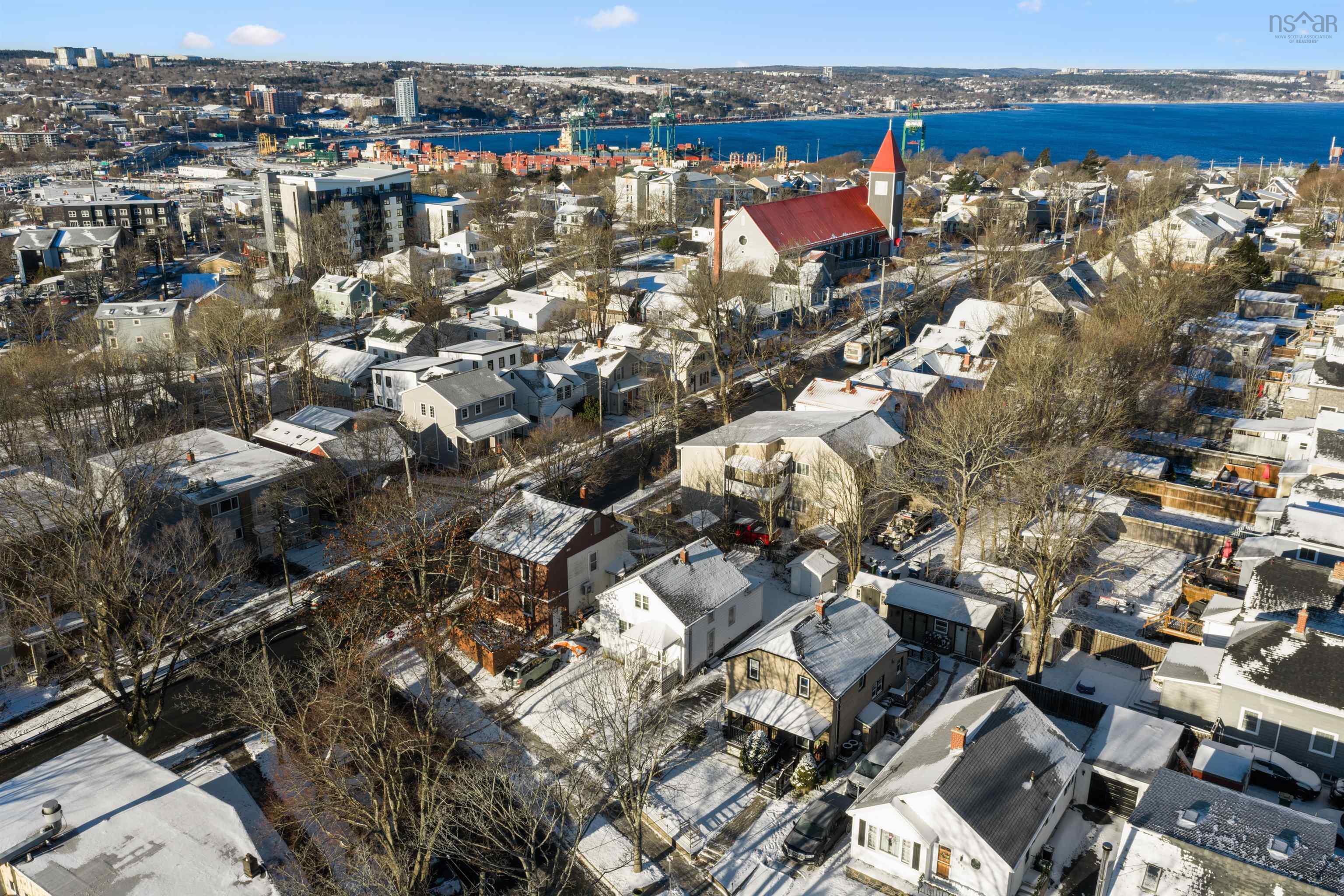 5915 Hillside Drive, Halifax Peninsula, NS (MLS 202529317)