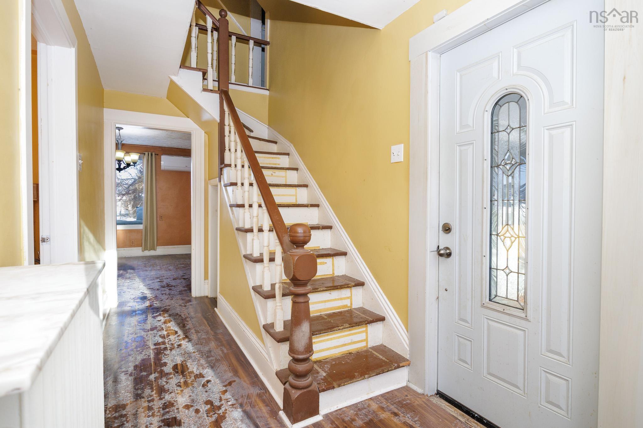 $149,900.00: 564 Main Street, Sydney Mines