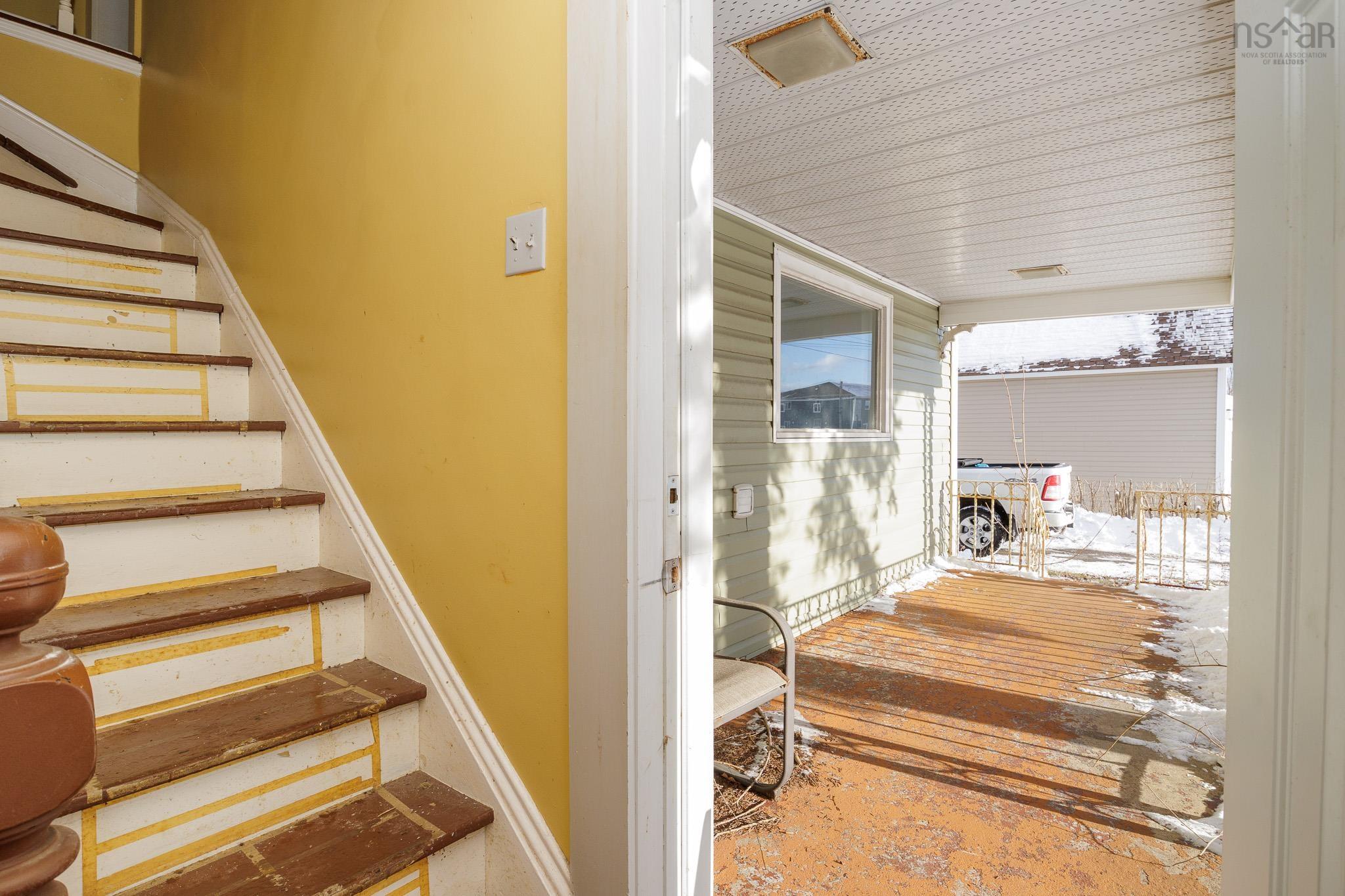 $149,900.00: 564 Main Street, Sydney Mines