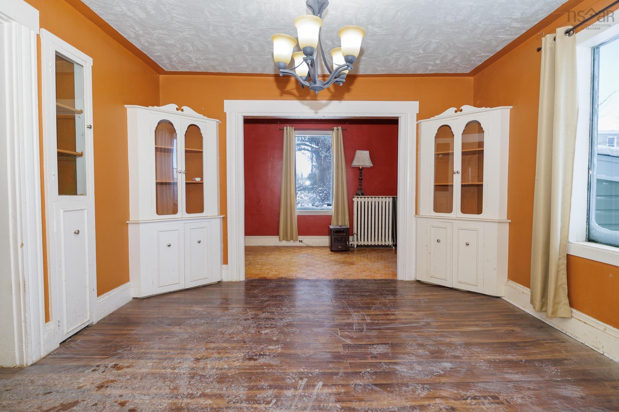 $149,900.00: 564 Main Street, Sydney Mines