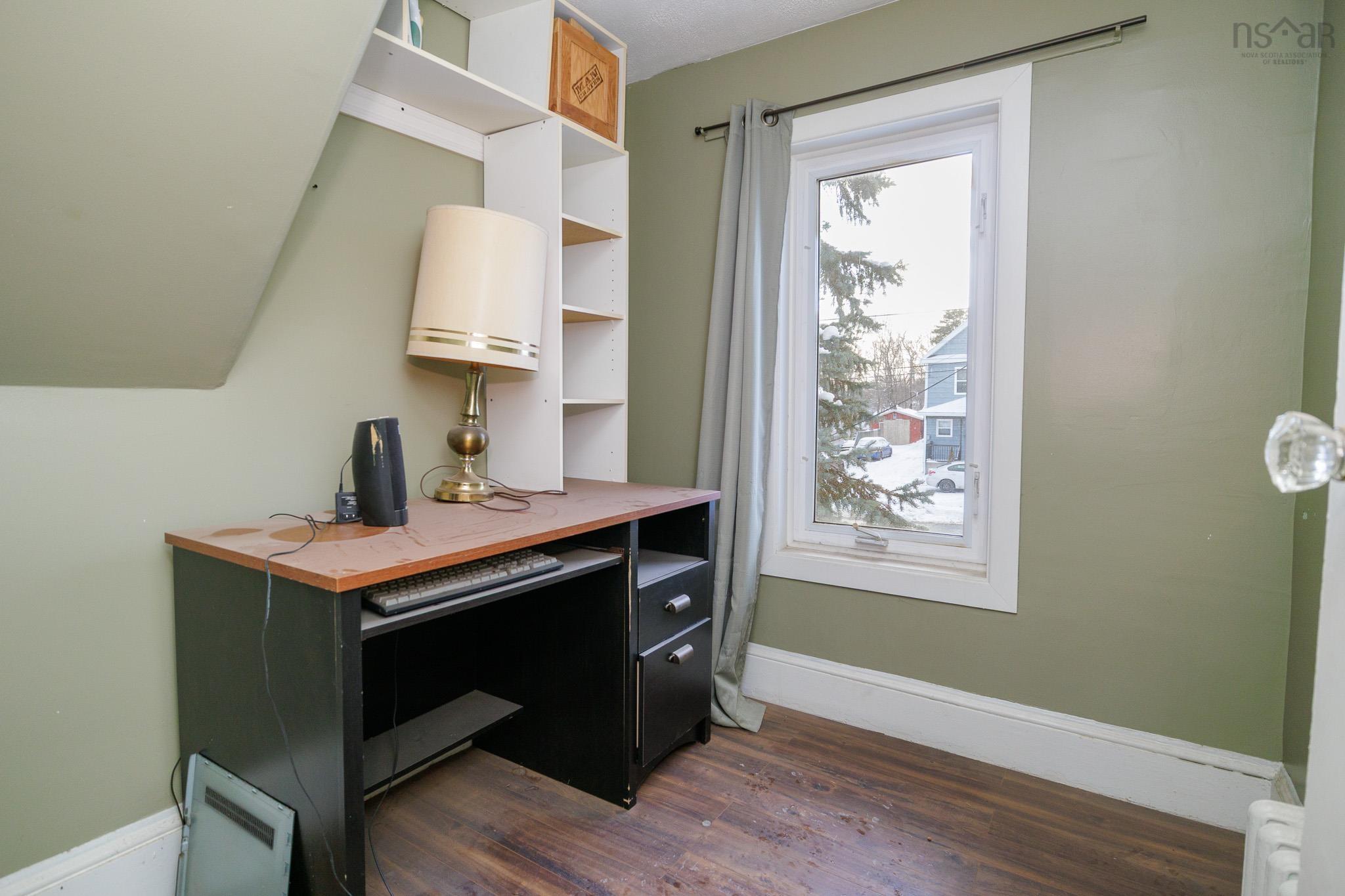 $149,900.00: 564 Main Street, Sydney Mines