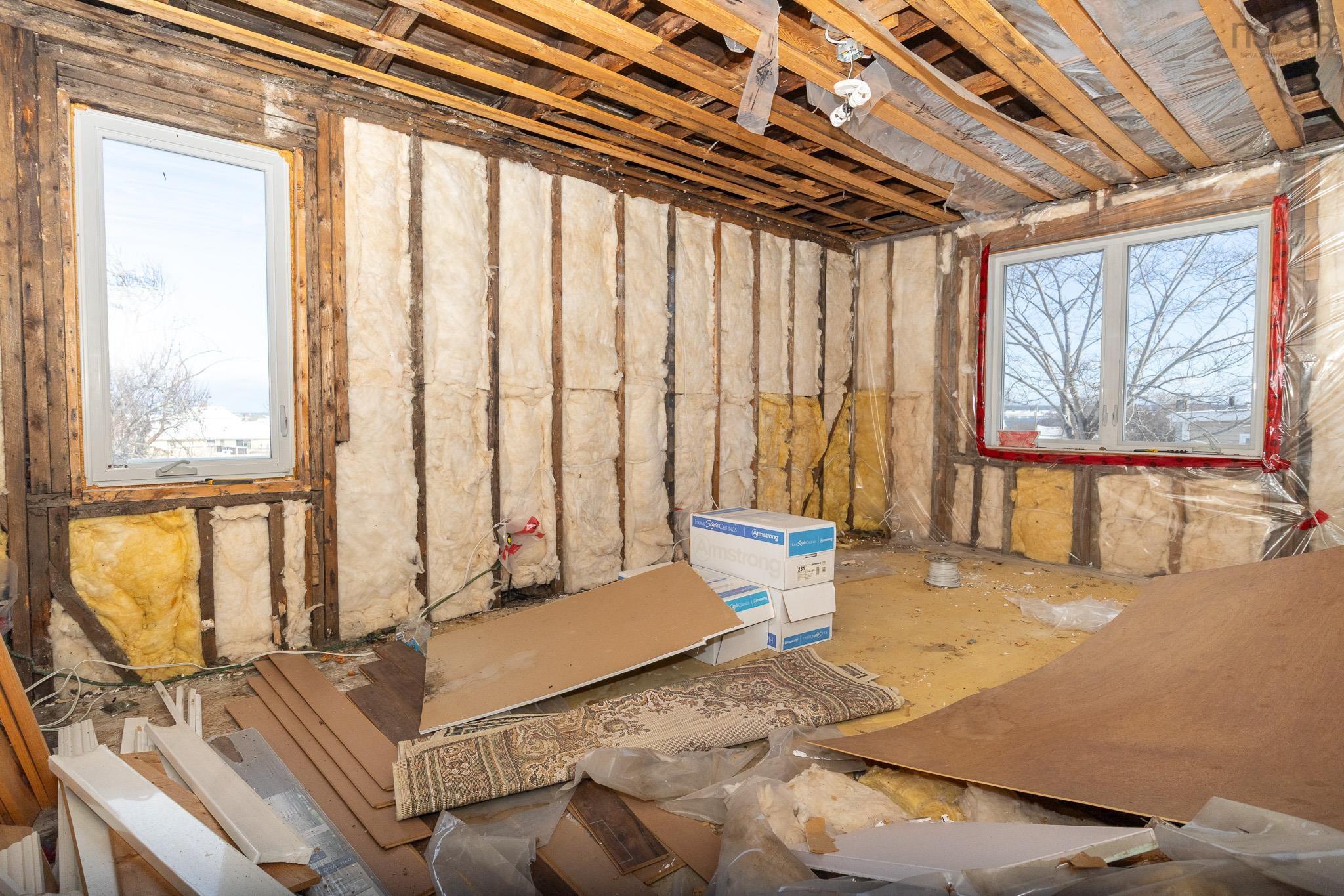 $149,900.00: 564 Main Street, Sydney Mines