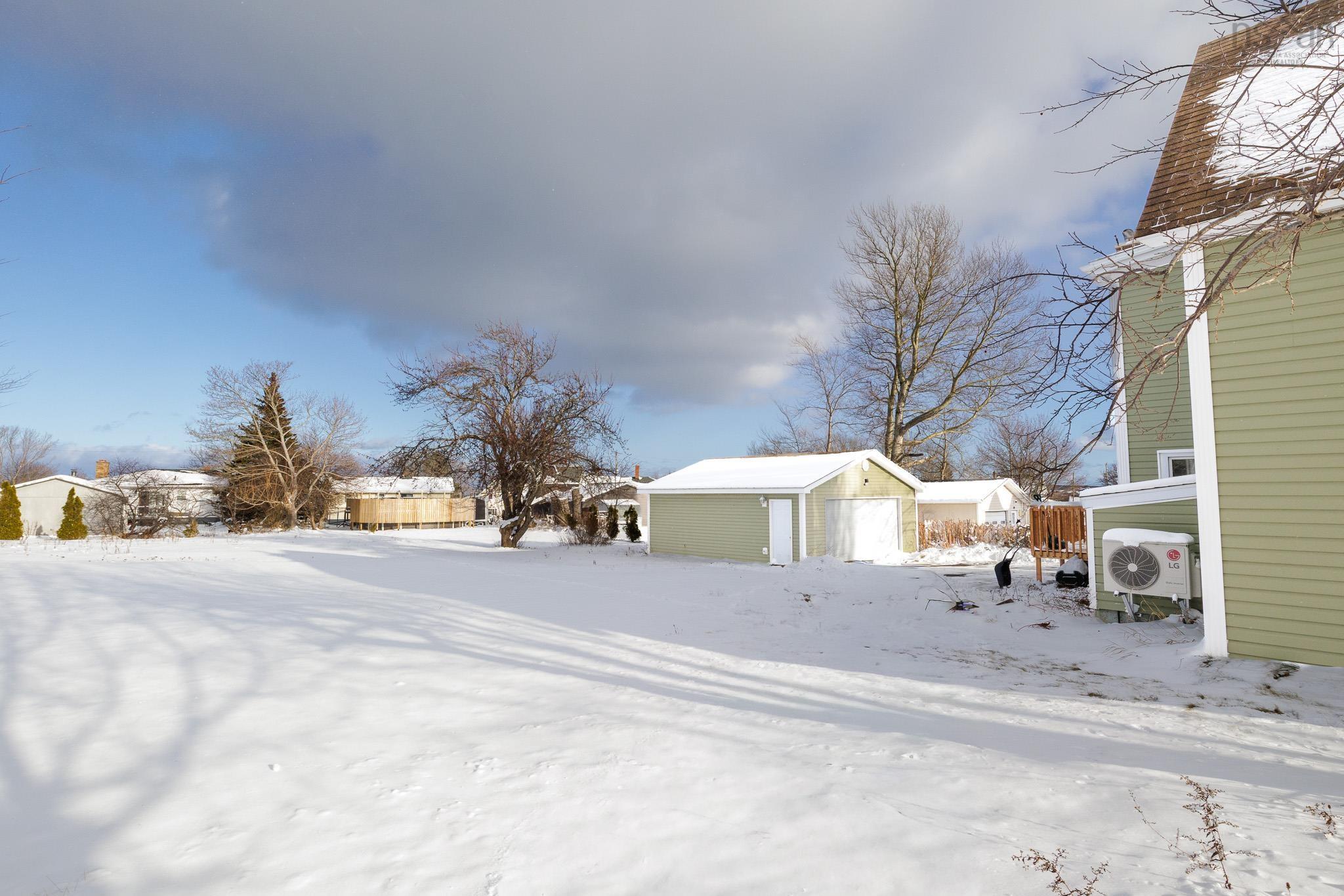 $149,900.00: 564 Main Street, Sydney Mines