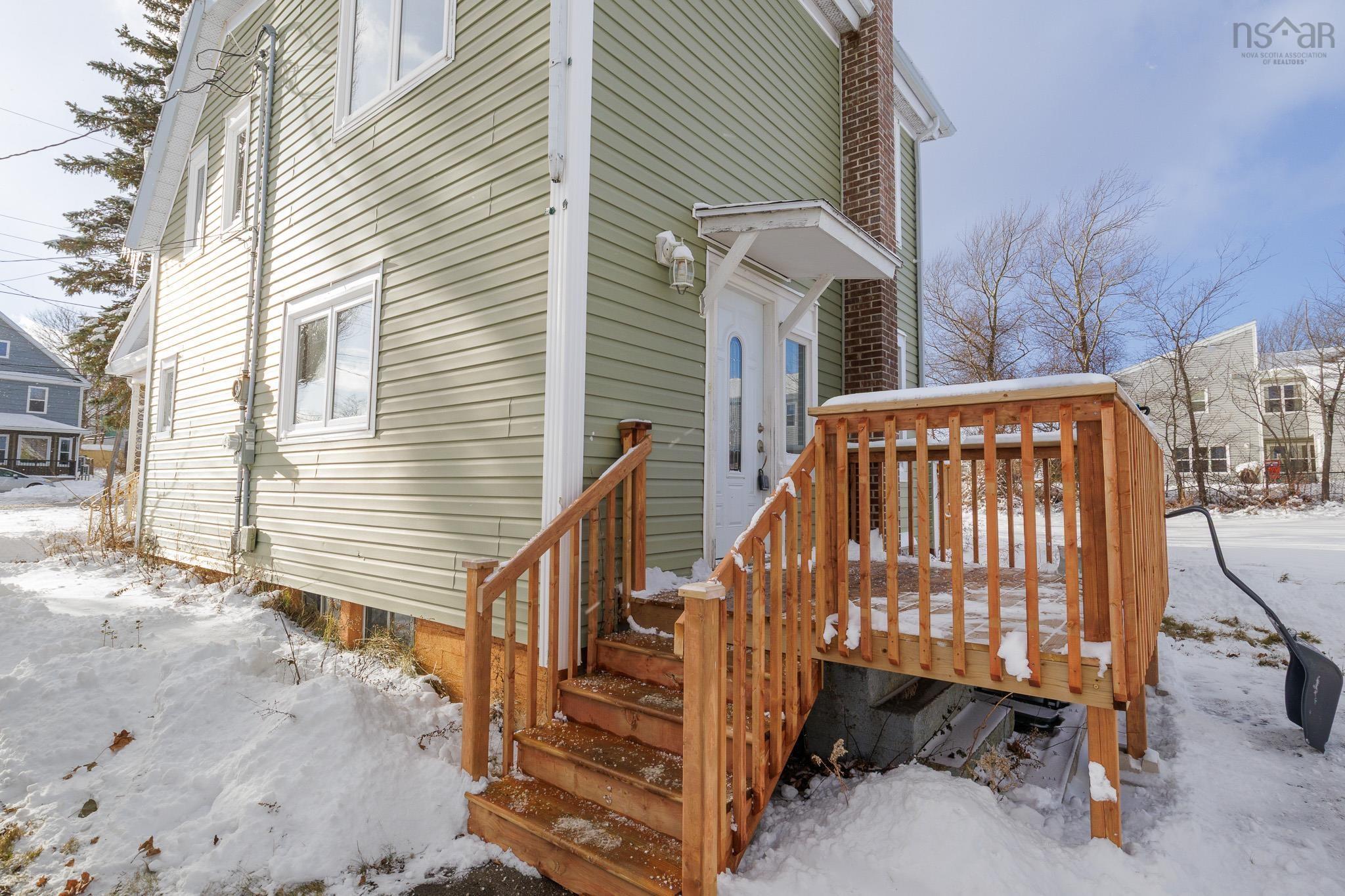 $149,900.00: 564 Main Street, Sydney Mines