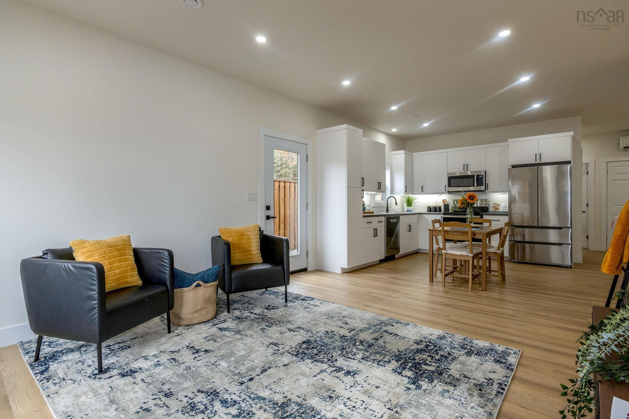 $699,900.00: 1914/1916 Irwin Lake Road, Hilden