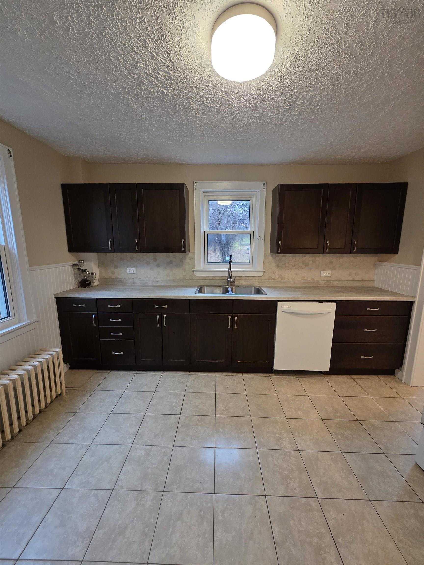 $319,000.00: 2345 Highway 239 Highway, Point Edward