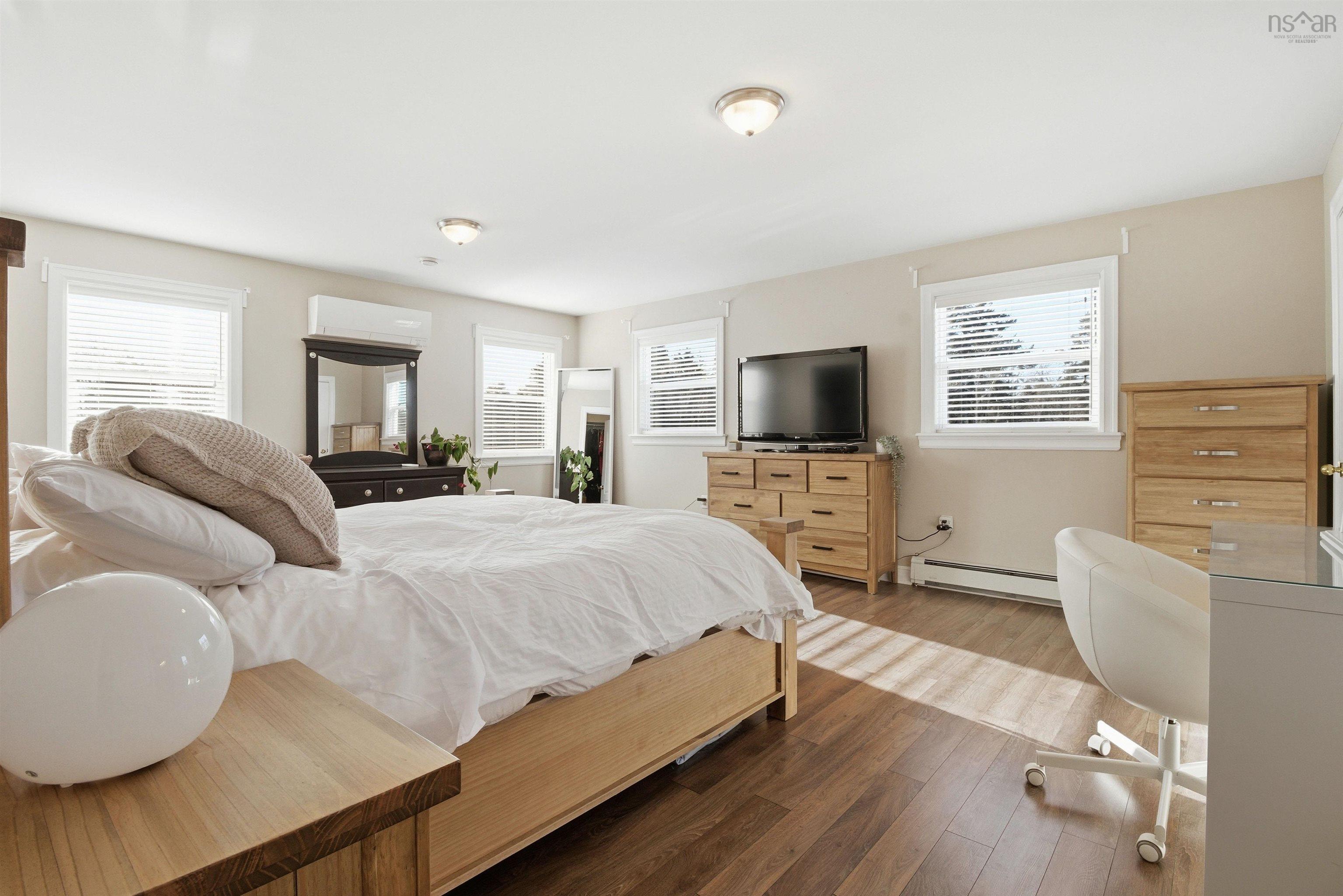 195 White Hills Run, Hammonds Plains, NS (MLS 202529326)