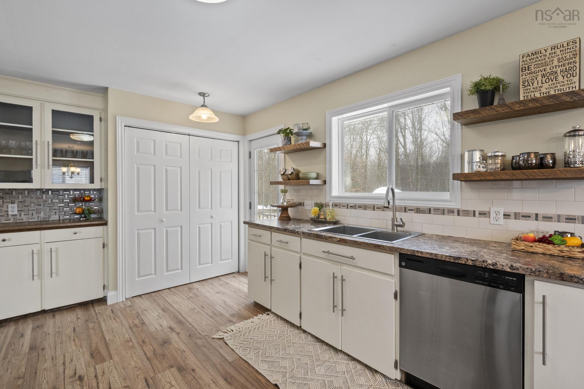 $459,900.00: 1293 Highway 358, Port Williams