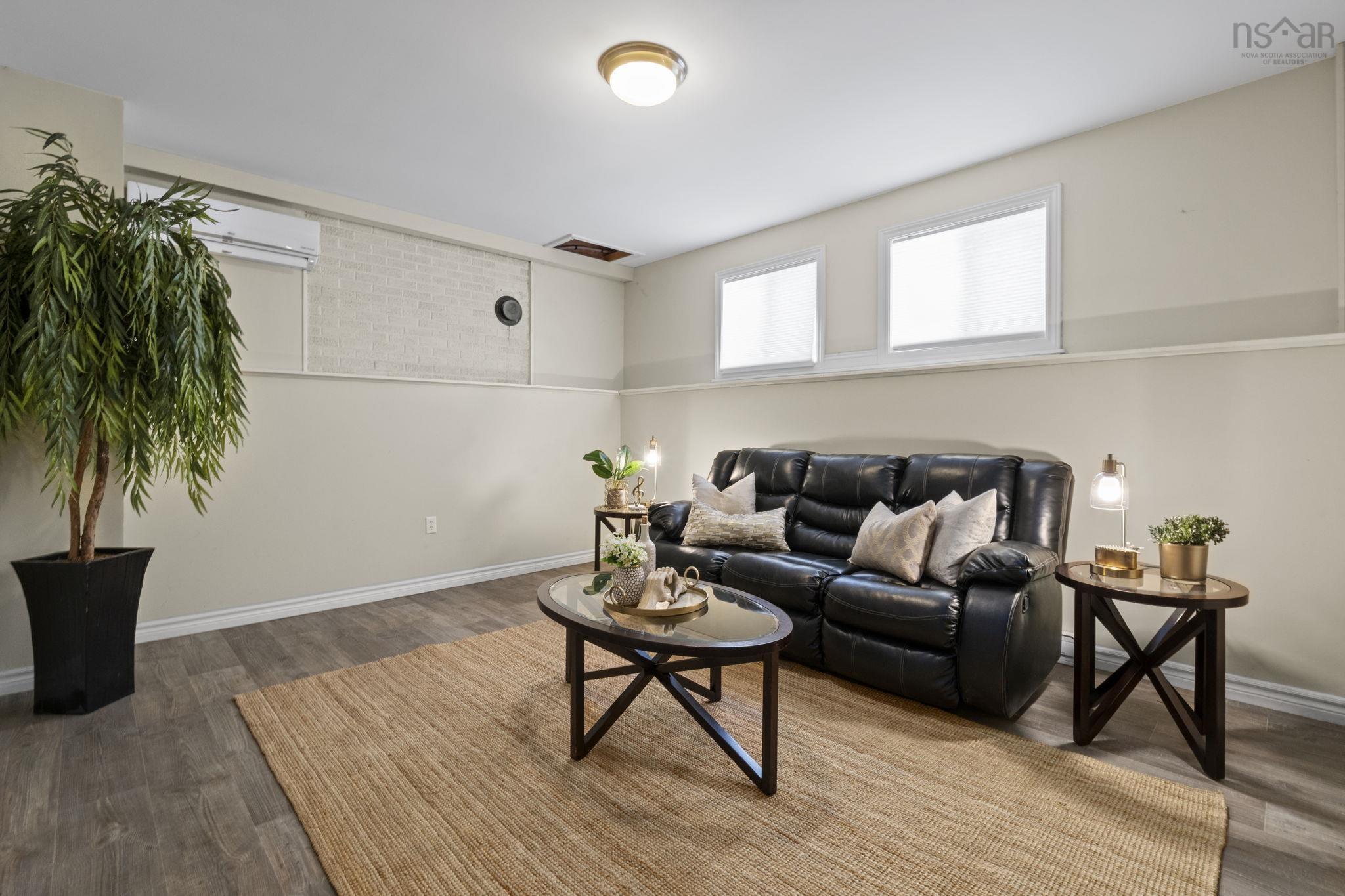 $459,900.00: 1293 Highway 358, Port Williams